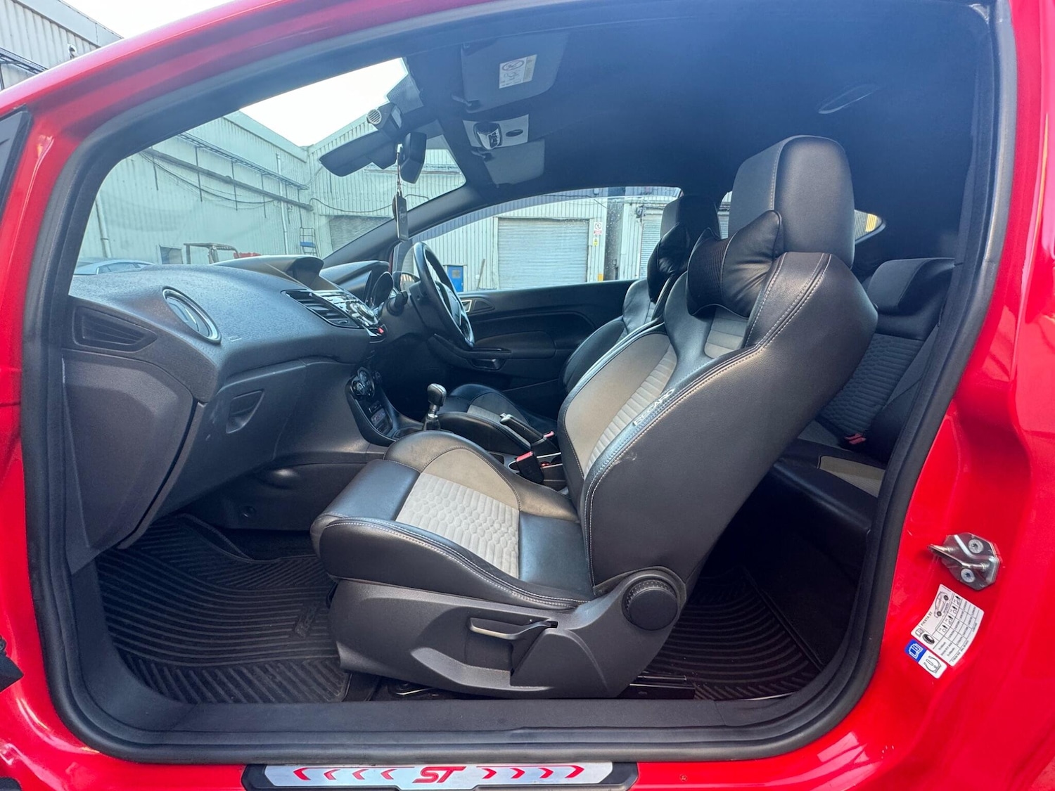 Used Ford Fiesta 2016 for sale - 77101869: Photo 42