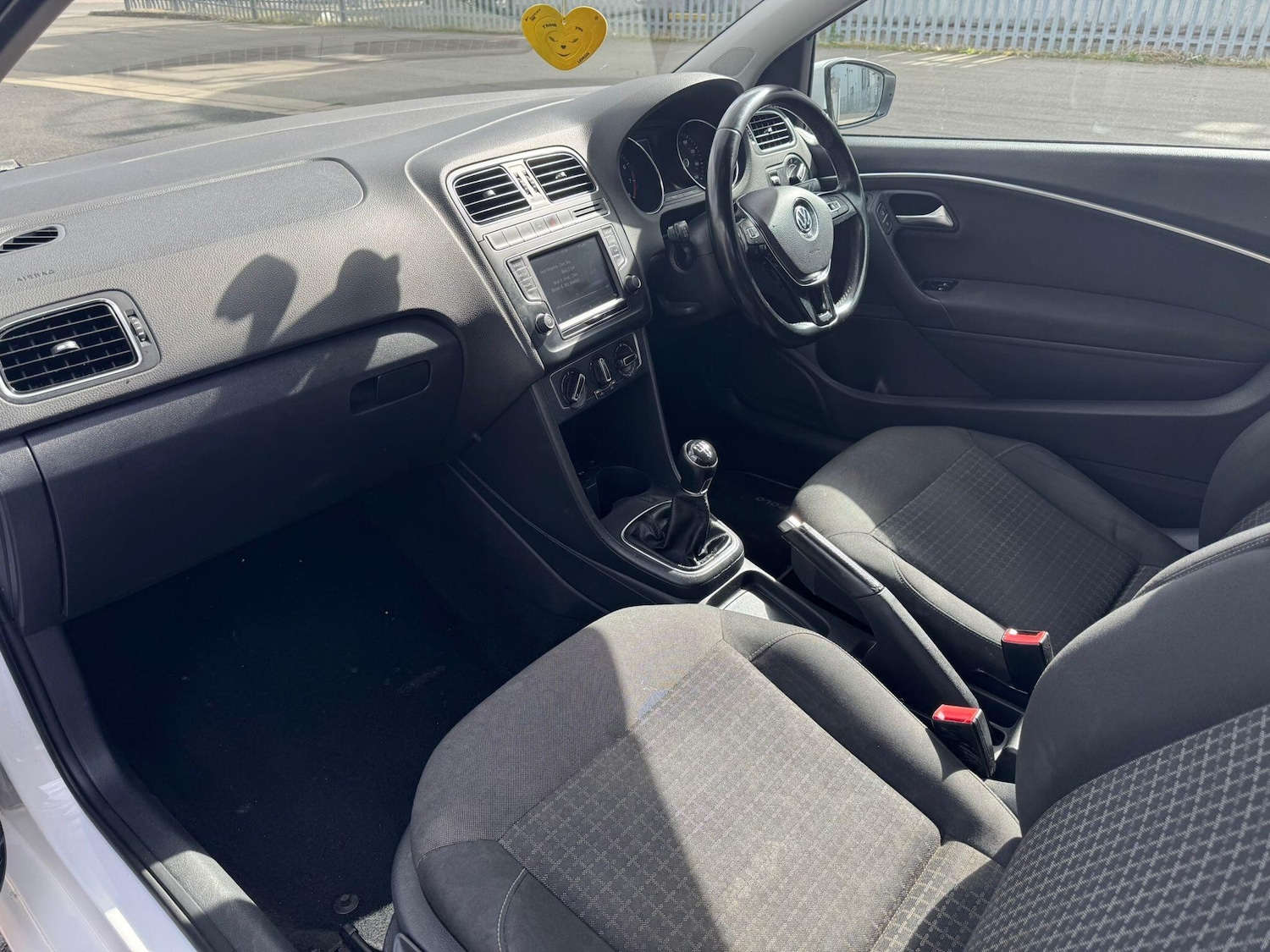 Used Volkswagen Polo 2015 for sale - 76667163: Photo 16