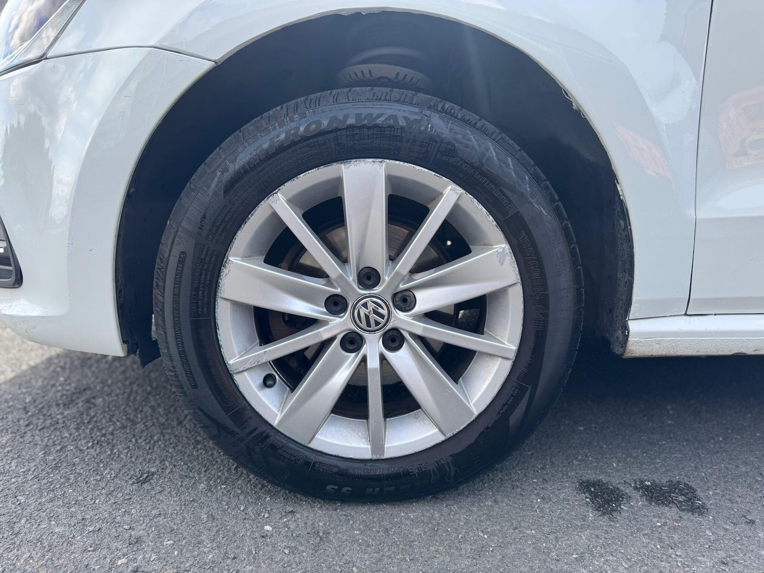 Used Volkswagen Polo 2015 for sale - 76667163: Photo 31