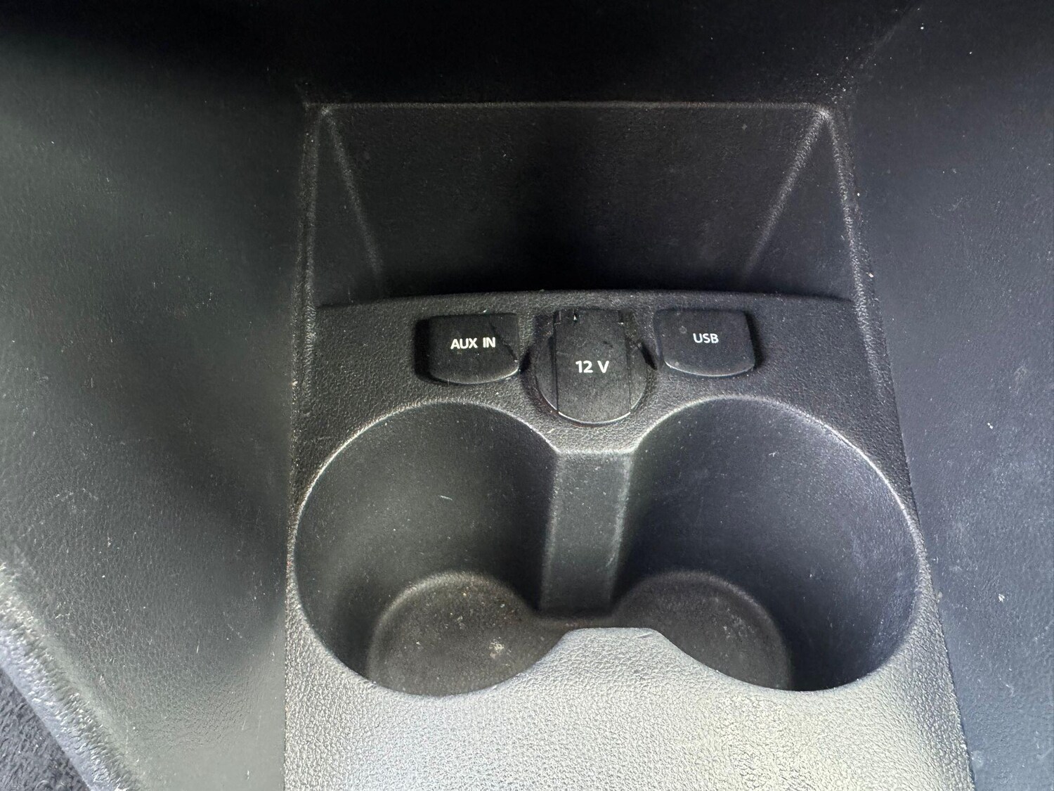 Used Volkswagen Polo 2015 for sale - 76667163: Photo 44