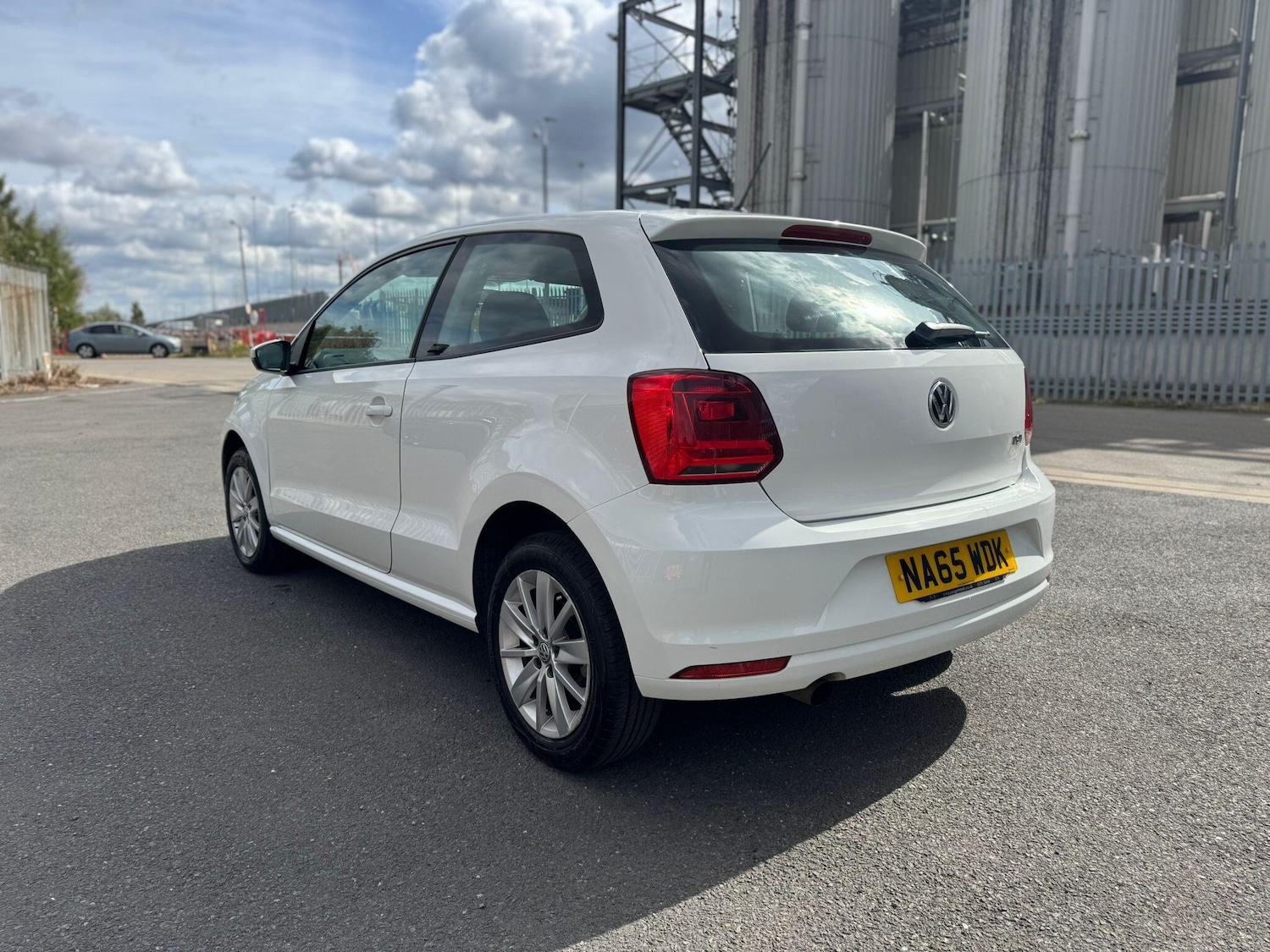 Used Volkswagen Polo 2015 for sale - 76667163: Photo 5