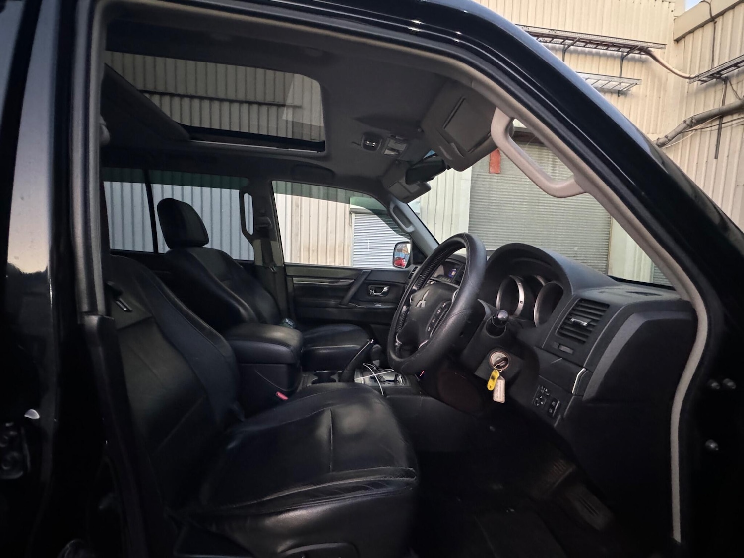 Used Mitsubishi Shogun 2008 for sale - 77097466: Photo 17