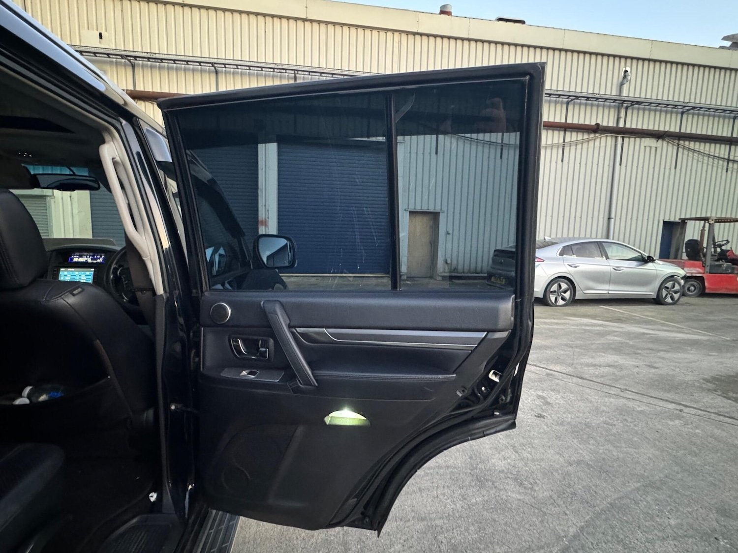 Used Mitsubishi Shogun 2008 for sale - 77097466: Photo 24