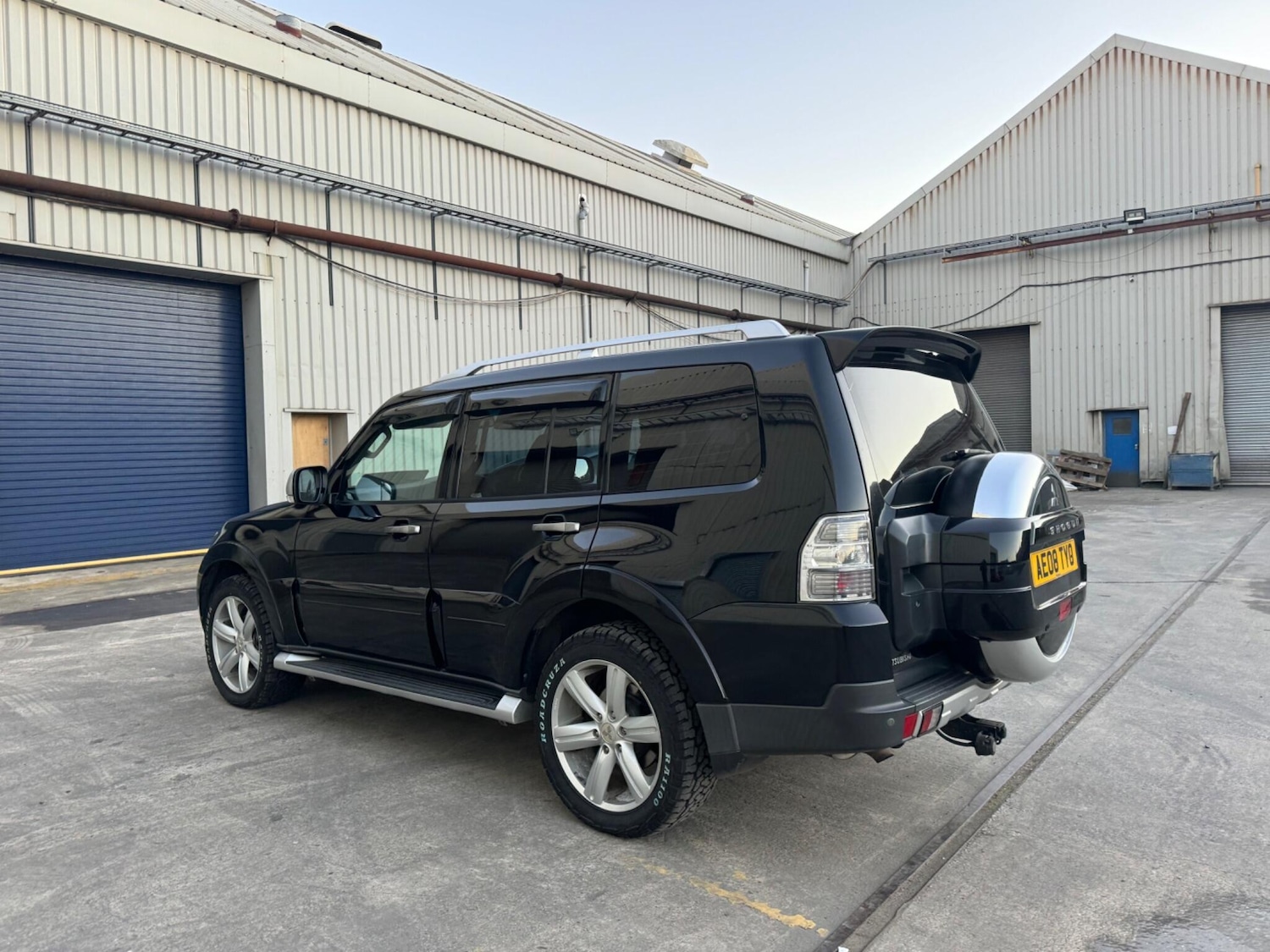 Used Mitsubishi Shogun 2008 for sale - 77097466: Photo 3