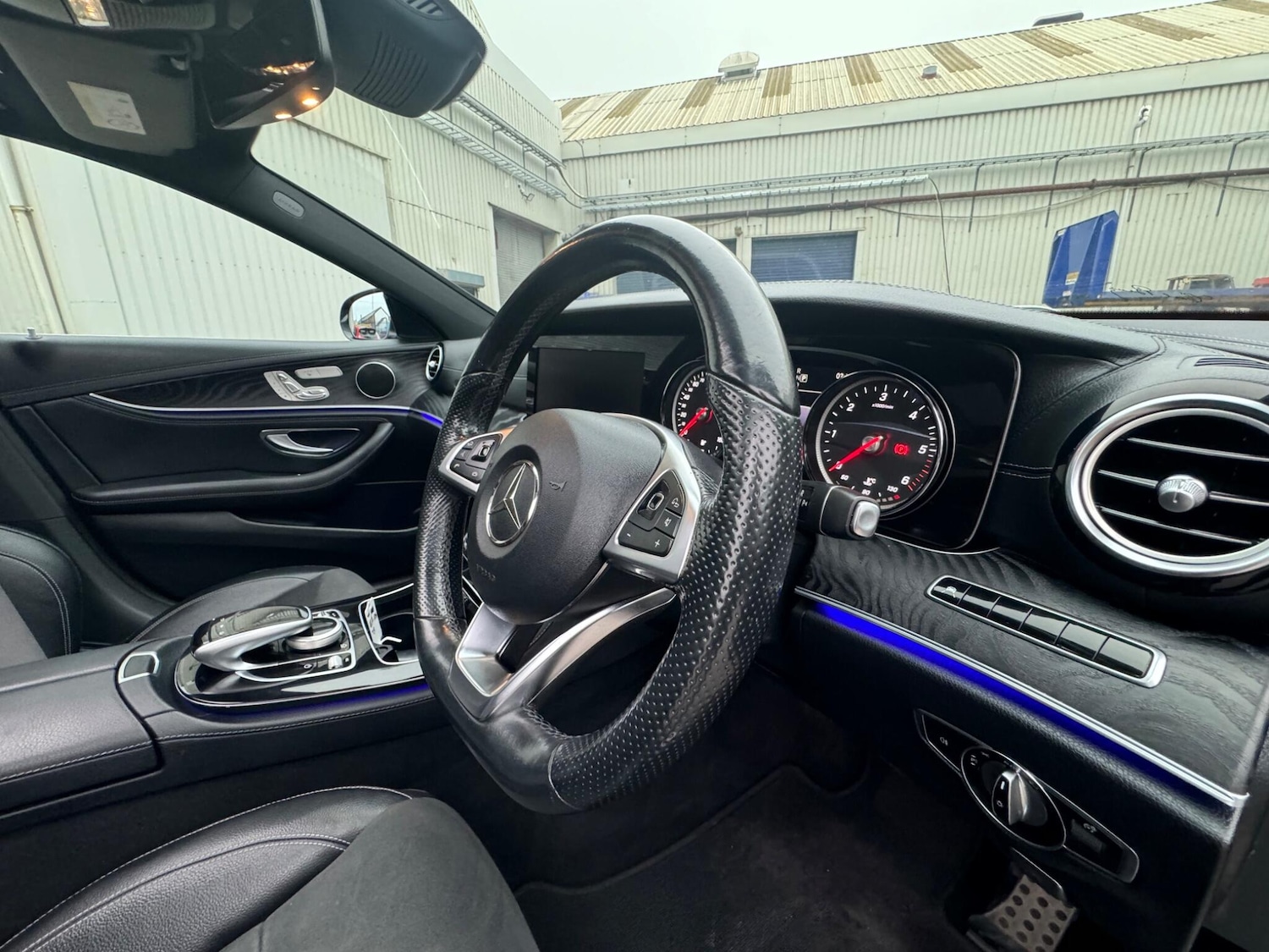 Used Mercedes-Benz E Class 2017 for sale - 77440964: Photo 20