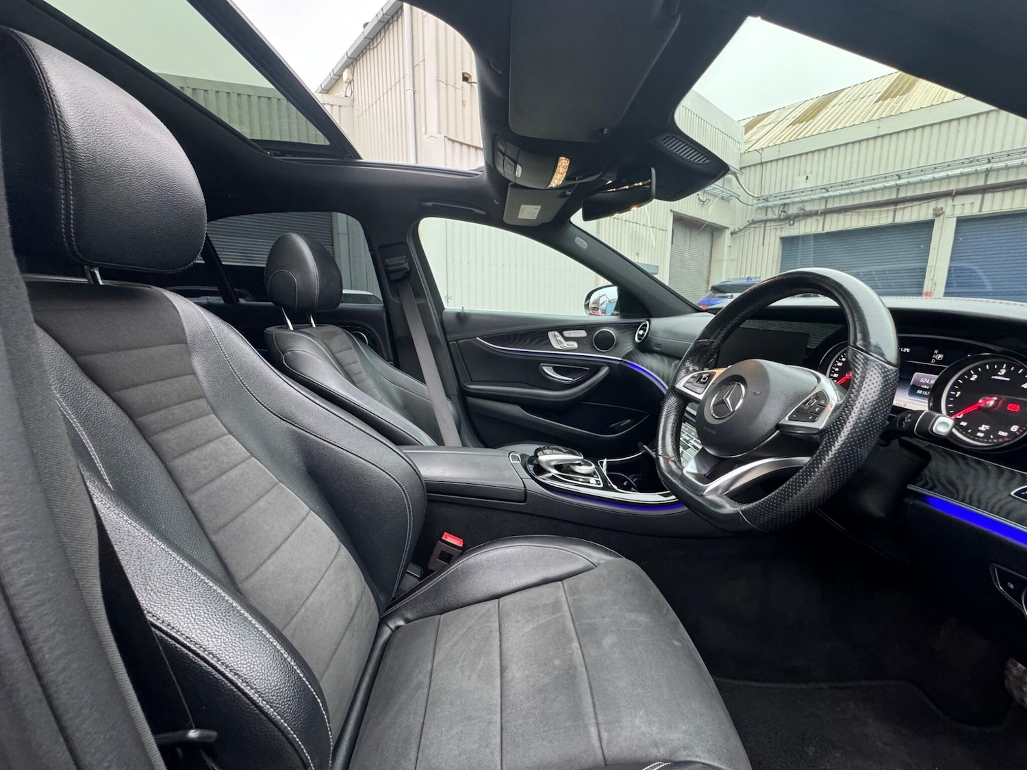 Used Mercedes-Benz E Class 2017 for sale - 77440964: Photo 22