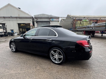 Used Mercedes-Benz E Class 2017 for sale - 77440964: Photo