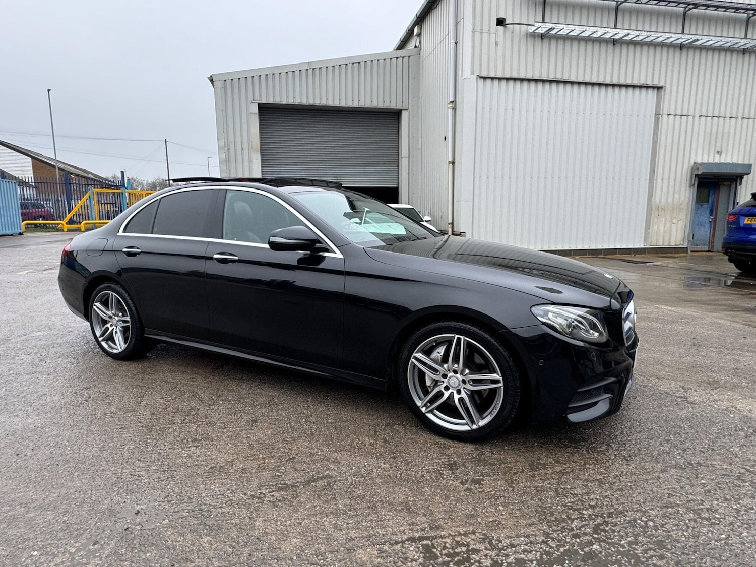 Used Mercedes-Benz E Class 2017 for sale - 77440964: Photo 5