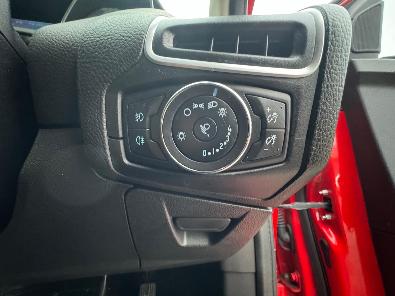 Used Ford Focus 2014 for sale - 77081687: Photo 34