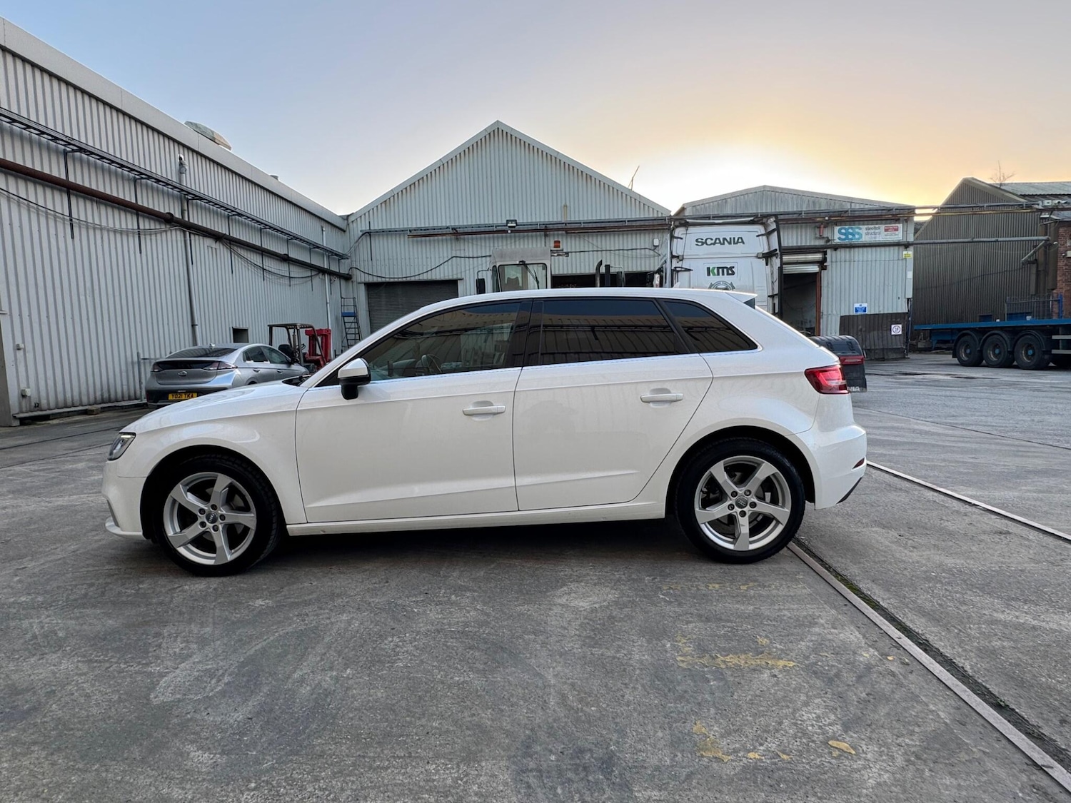 Used Audi A3 2018 for sale - 76899206: Photo 4