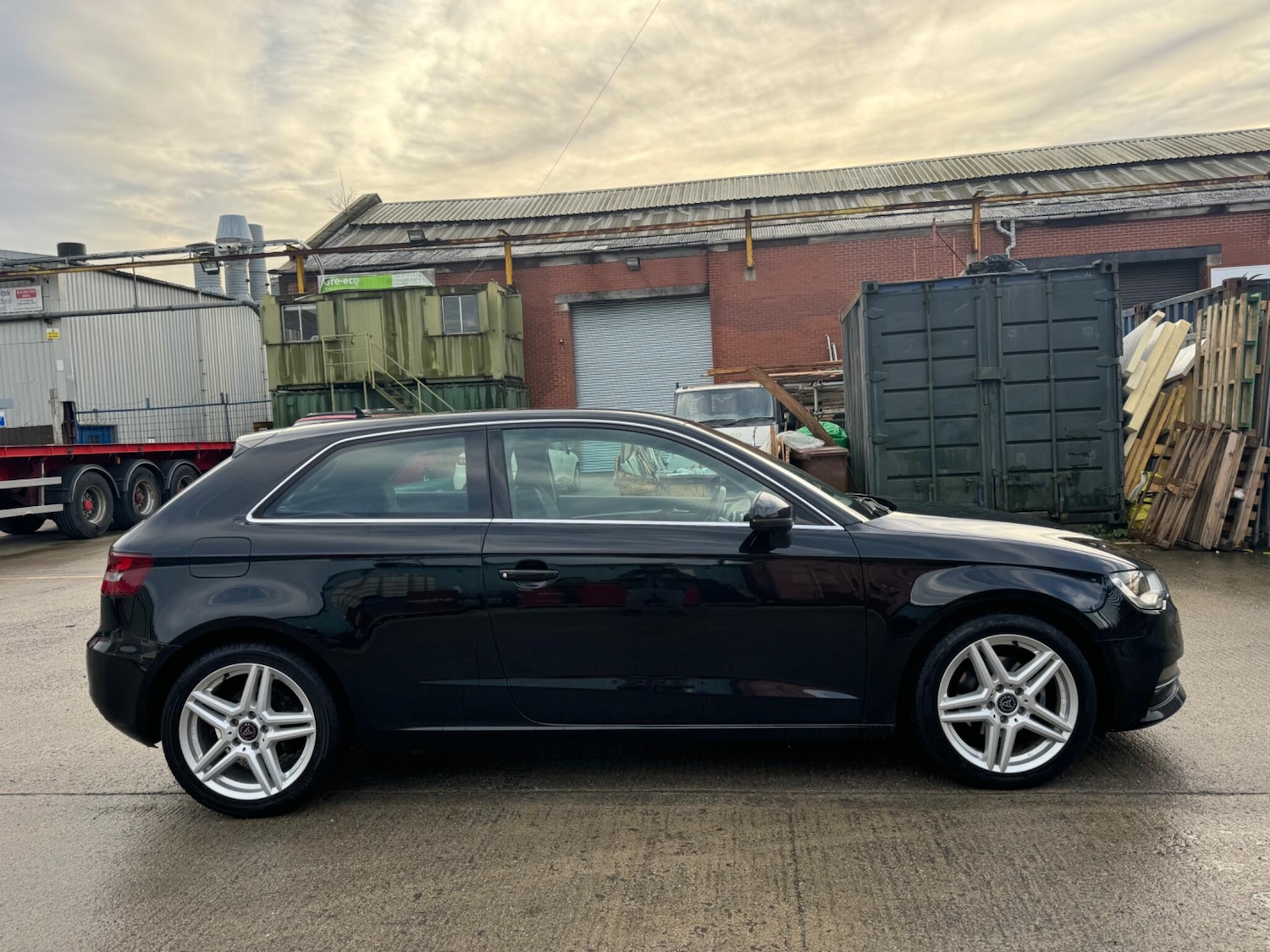 Used Audi A3 2015 for sale - 77166870: Photo 1