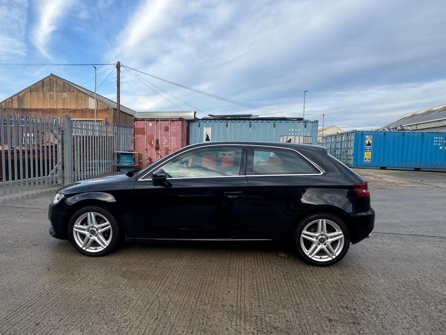 Used Audi A3 2015 for sale - 77166870: Photo 4