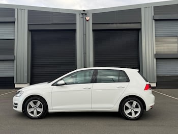 Used Volkswagen Golf 2016 for sale - 78307409: Photo