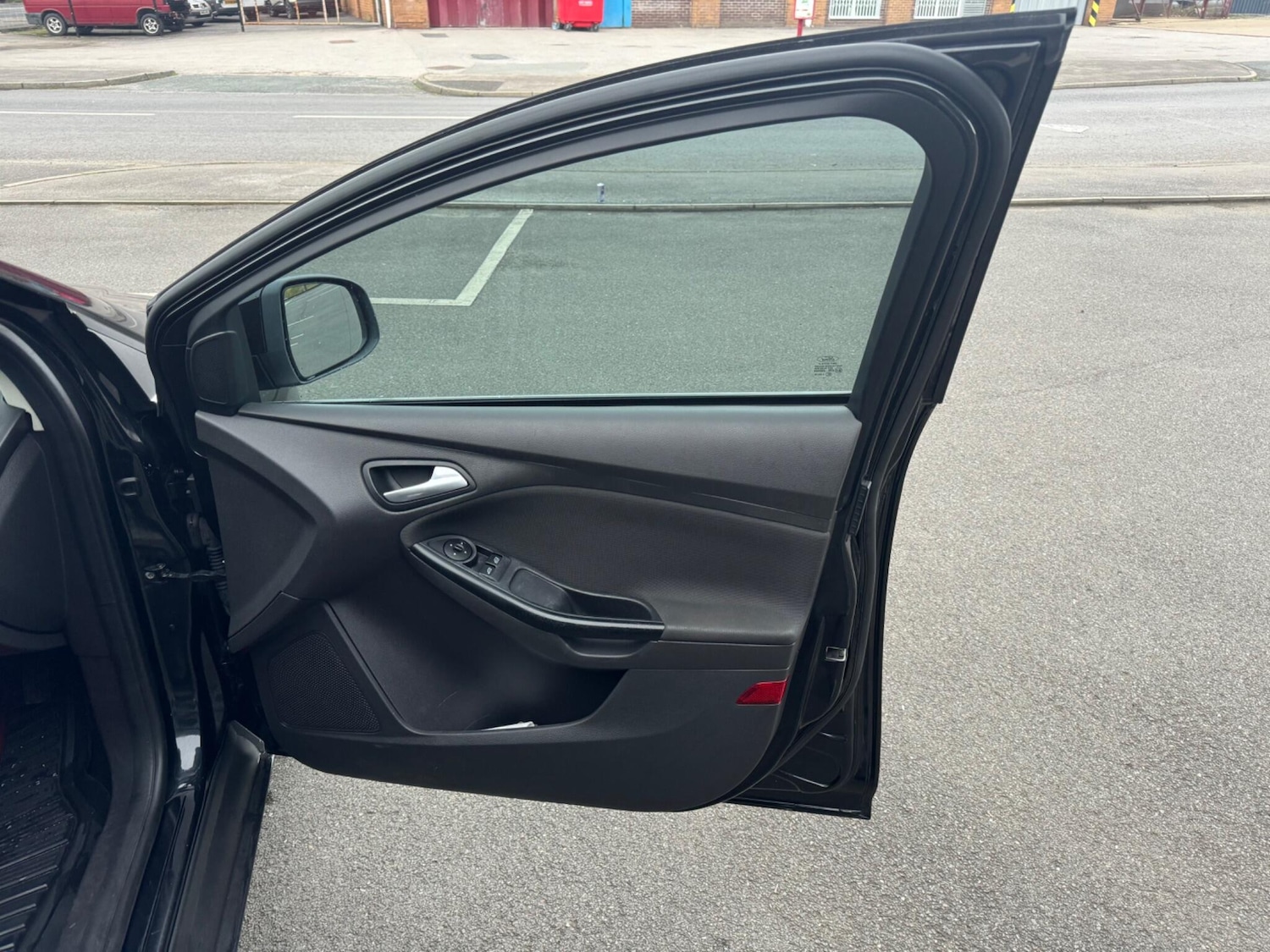 Used Ford Focus 2013 for sale - 76645507: Photo 23