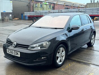Used Volkswagen Golf 2017 for sale - 78007617: Photo