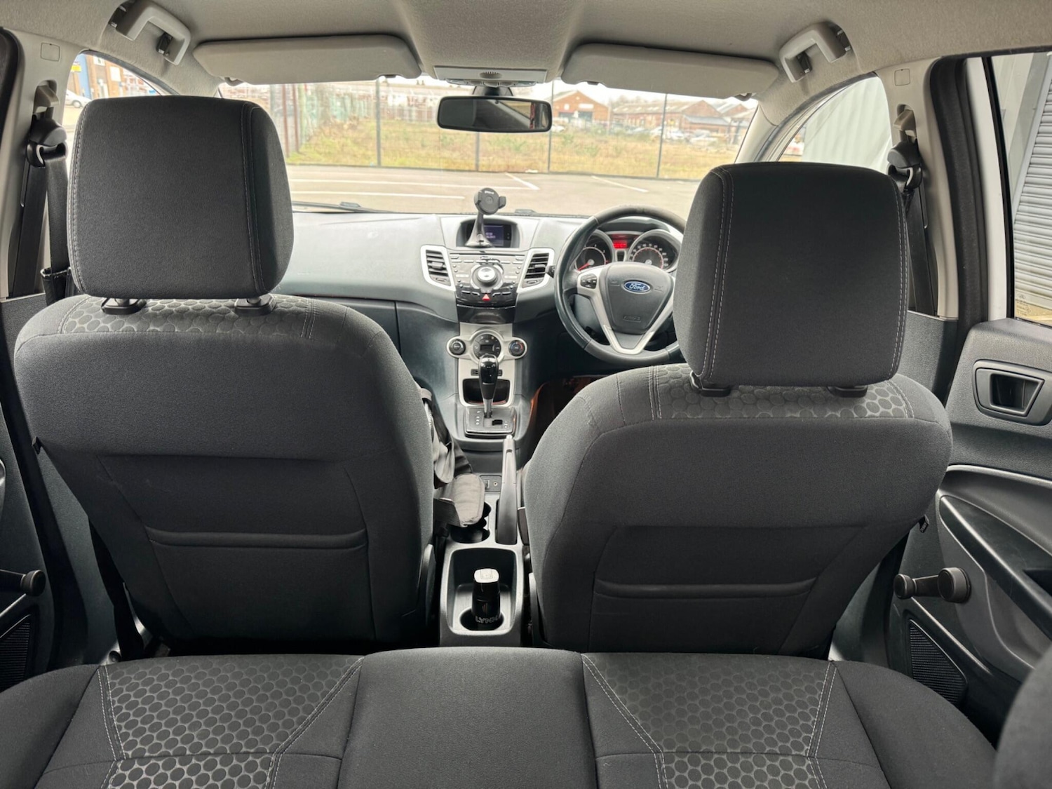 Used Ford Fiesta 2011 for sale - 77794017: Photo 12