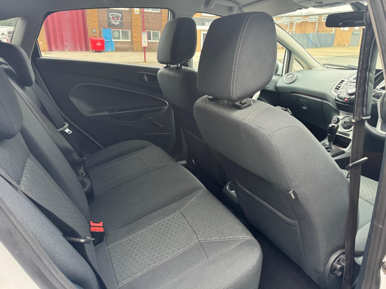 Used Ford Fiesta 2011 for sale - 77794017: Photo 15