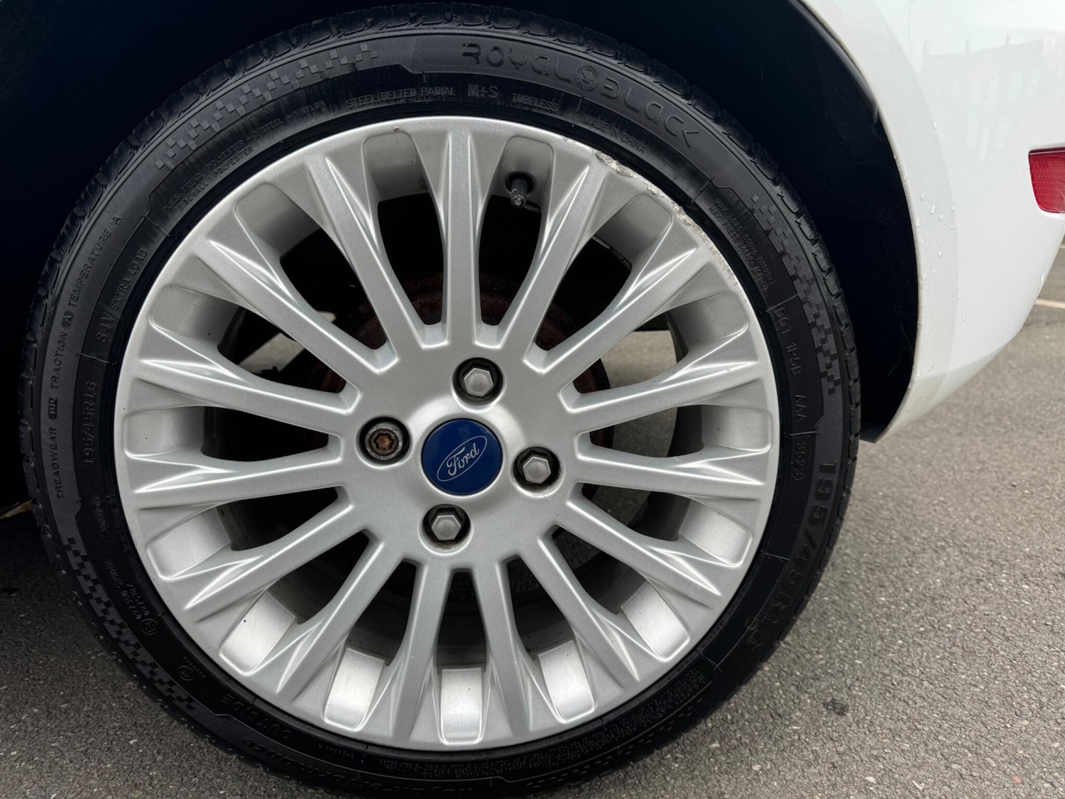 Used Ford Fiesta 2011 for sale - 77794017: Photo 17