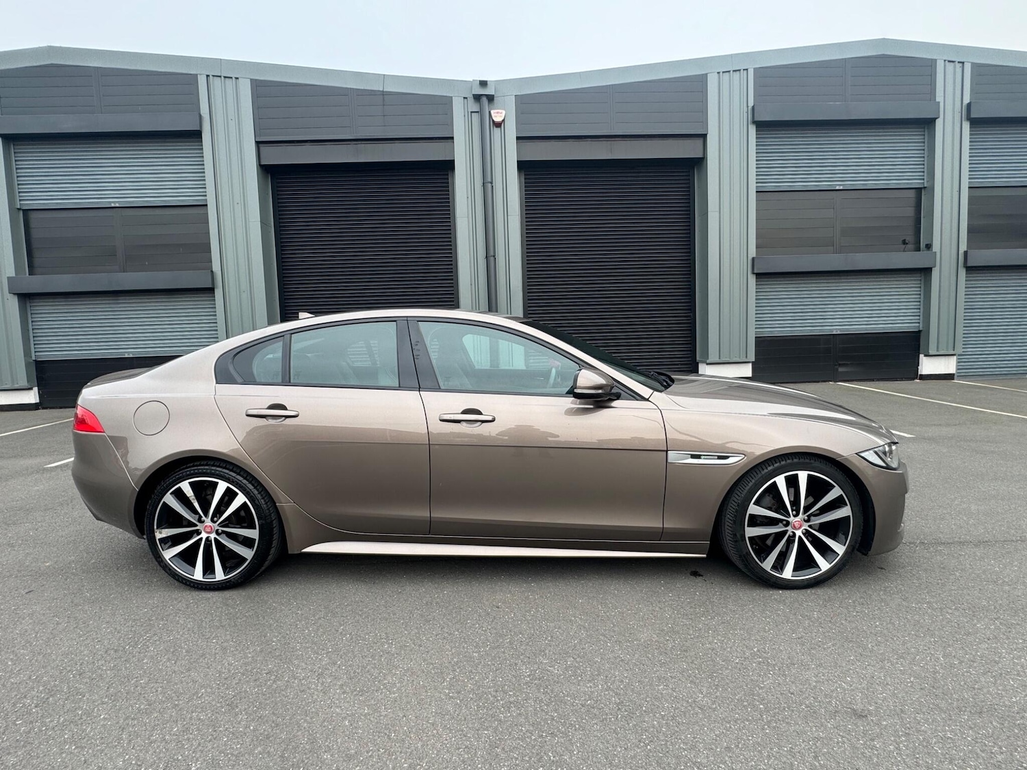 Used Jaguar XE 2015 for sale - 77982554: Photo 13