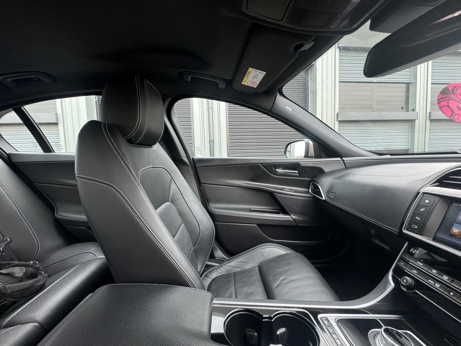 Used Jaguar XE 2015 for sale - 77982554: Photo 19