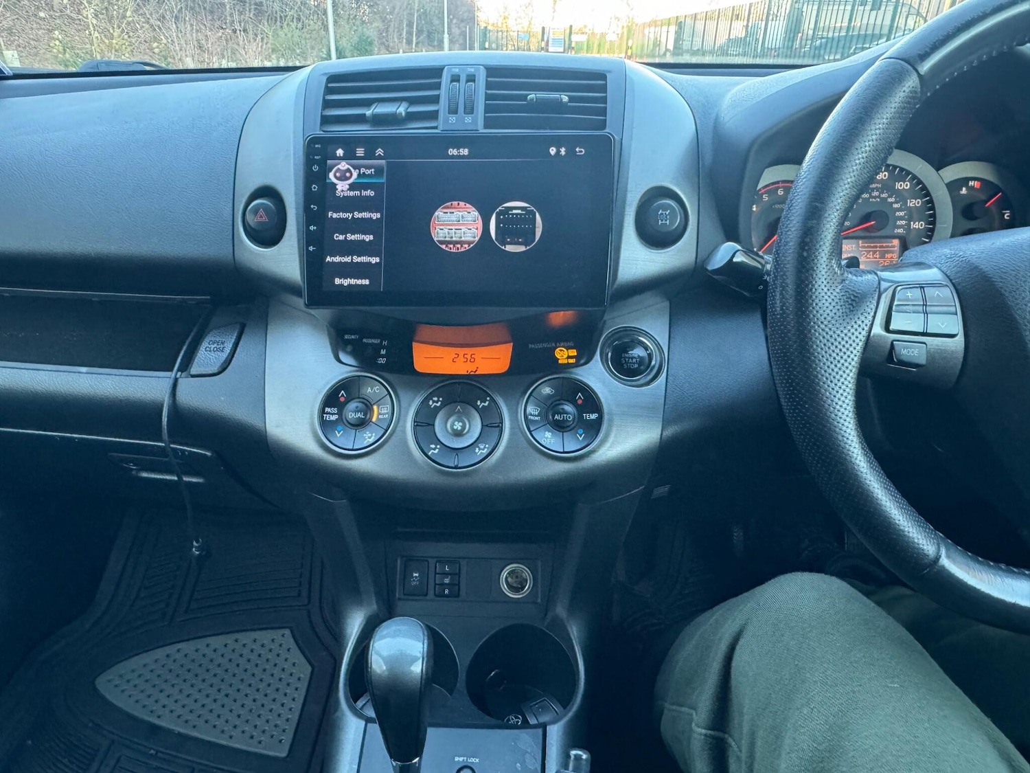 Used Toyota RAV4 for sale - 77230604: Photo 18