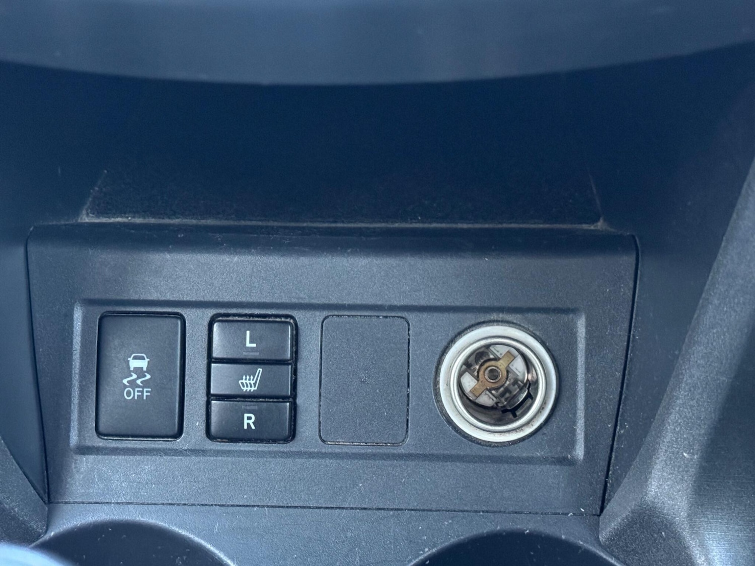 Used Toyota RAV4 for sale - 77230604: Photo 26