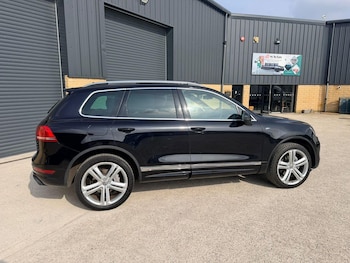 Used Volkswagen Touareg 2013 for sale - 78548742: Photo