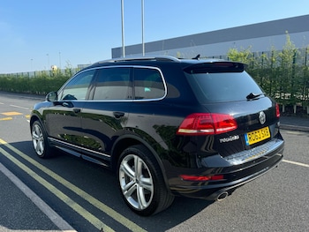 Used Volkswagen Touareg 2013 for sale - 78548742: Photo