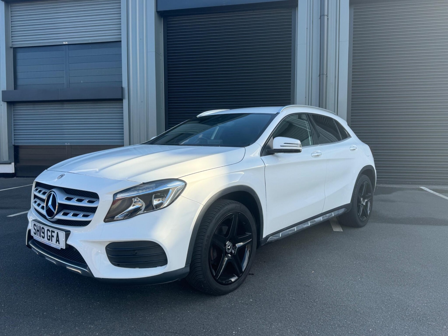 Used Mercedes-Benz GLA for sale - 76608478: Photo 2