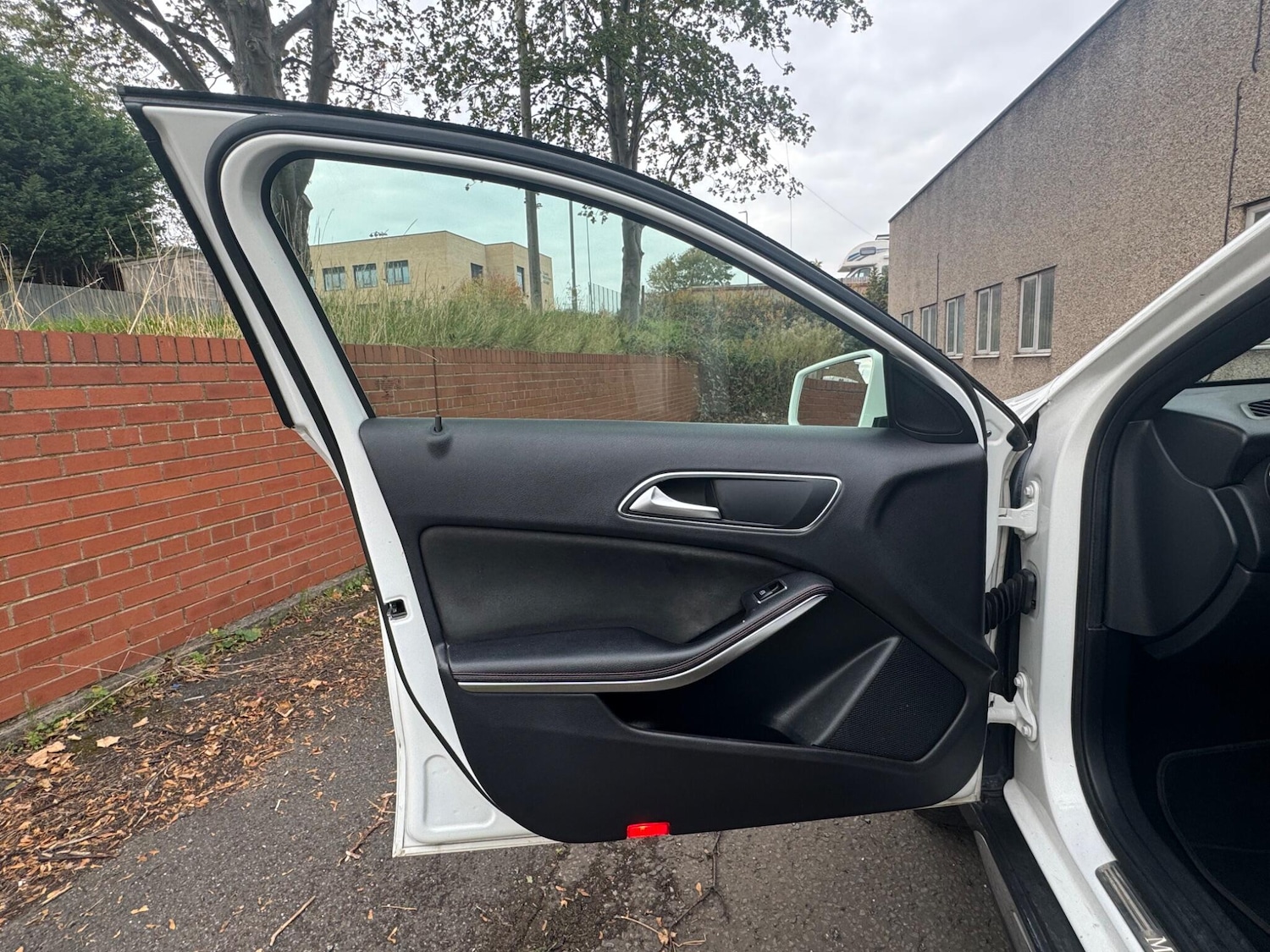 Used Mercedes-Benz GLA for sale - 76608478: Photo 42