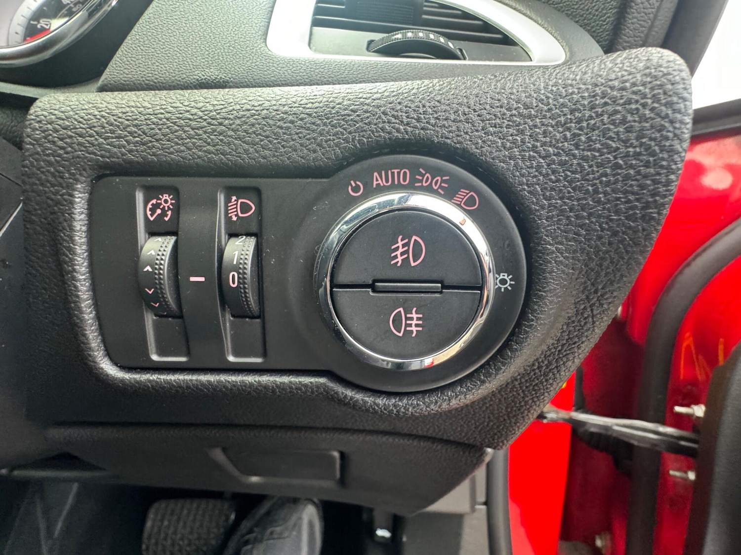 Used Vauxhall Astra GTC 2015 for sale - 77015751: Photo 13