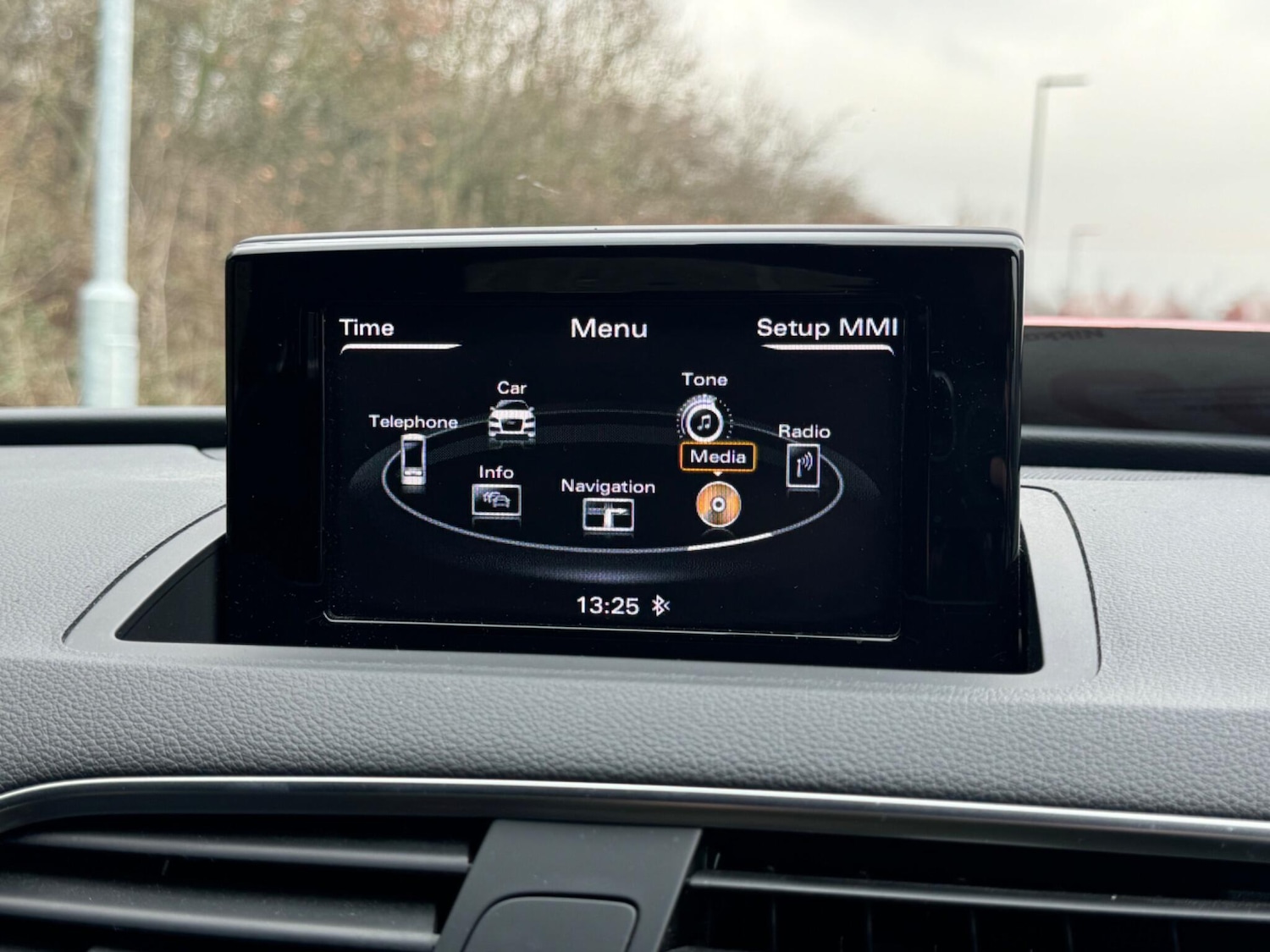 Used Audi Q3 2015 for sale - 77238159: Photo 41