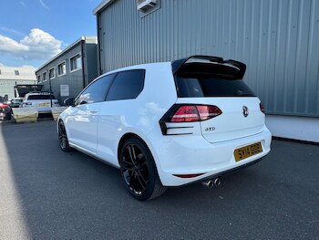 Used Volkswagen Golf 2014 for sale - 78676431: Photo