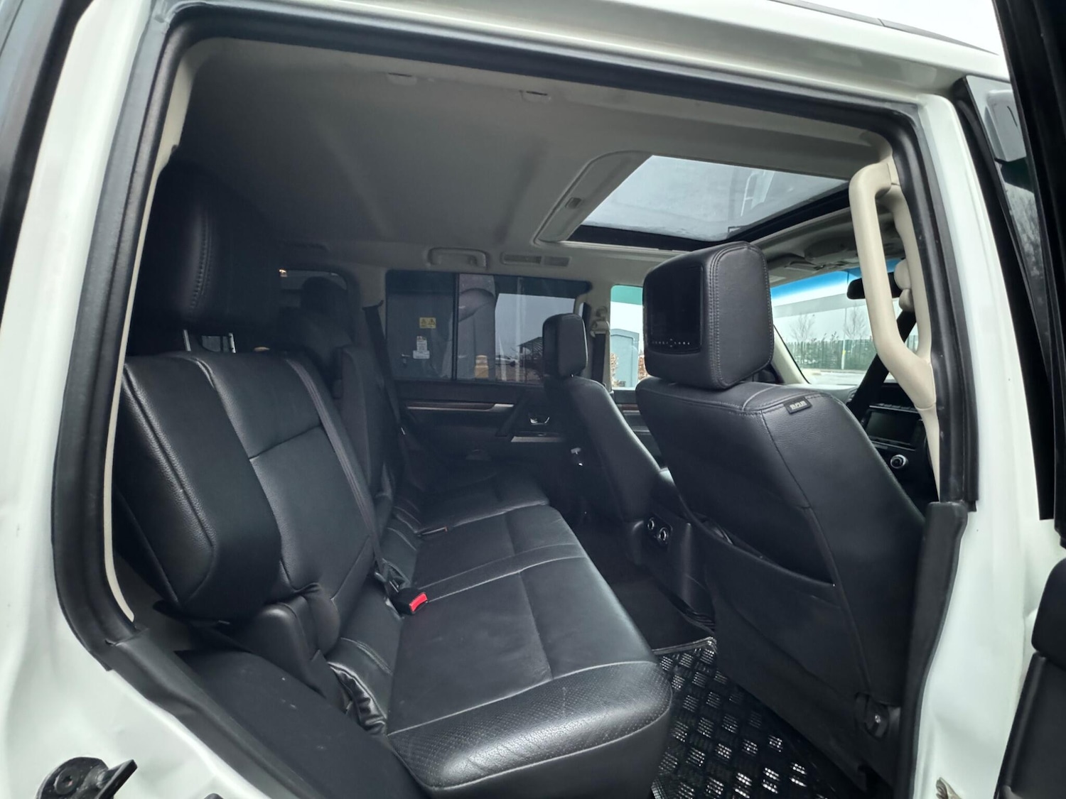 Used Mitsubishi Shogun 2014 for sale - 77320417: Photo 29