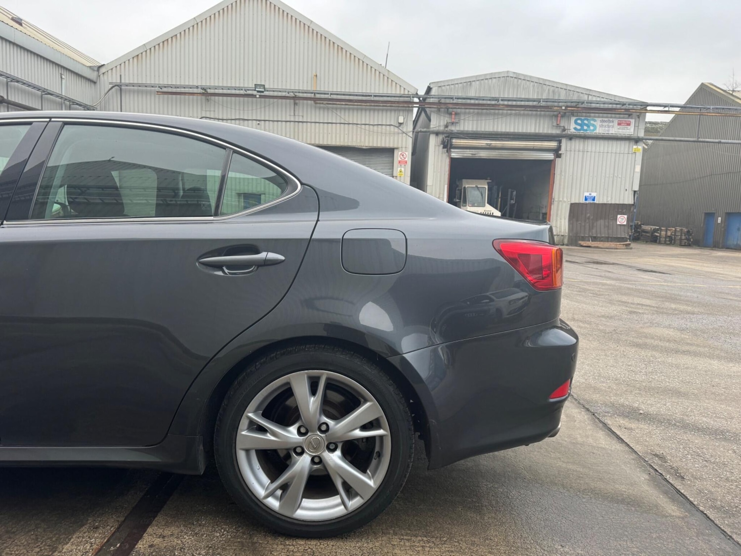 Used Lexus IS 2009 for sale - 77040684: Photo 32