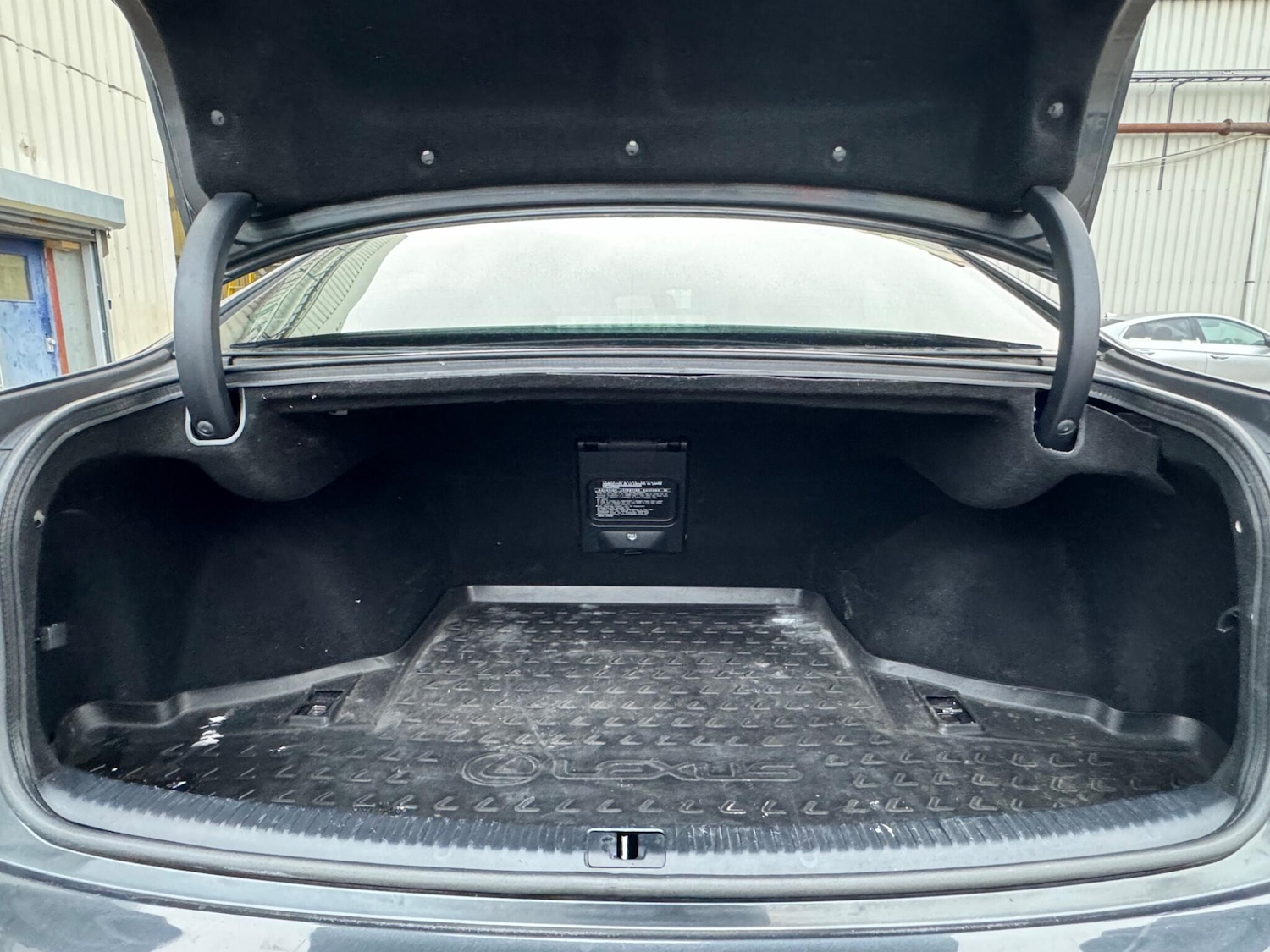 Used Lexus IS 2009 for sale - 77040684: Photo 38