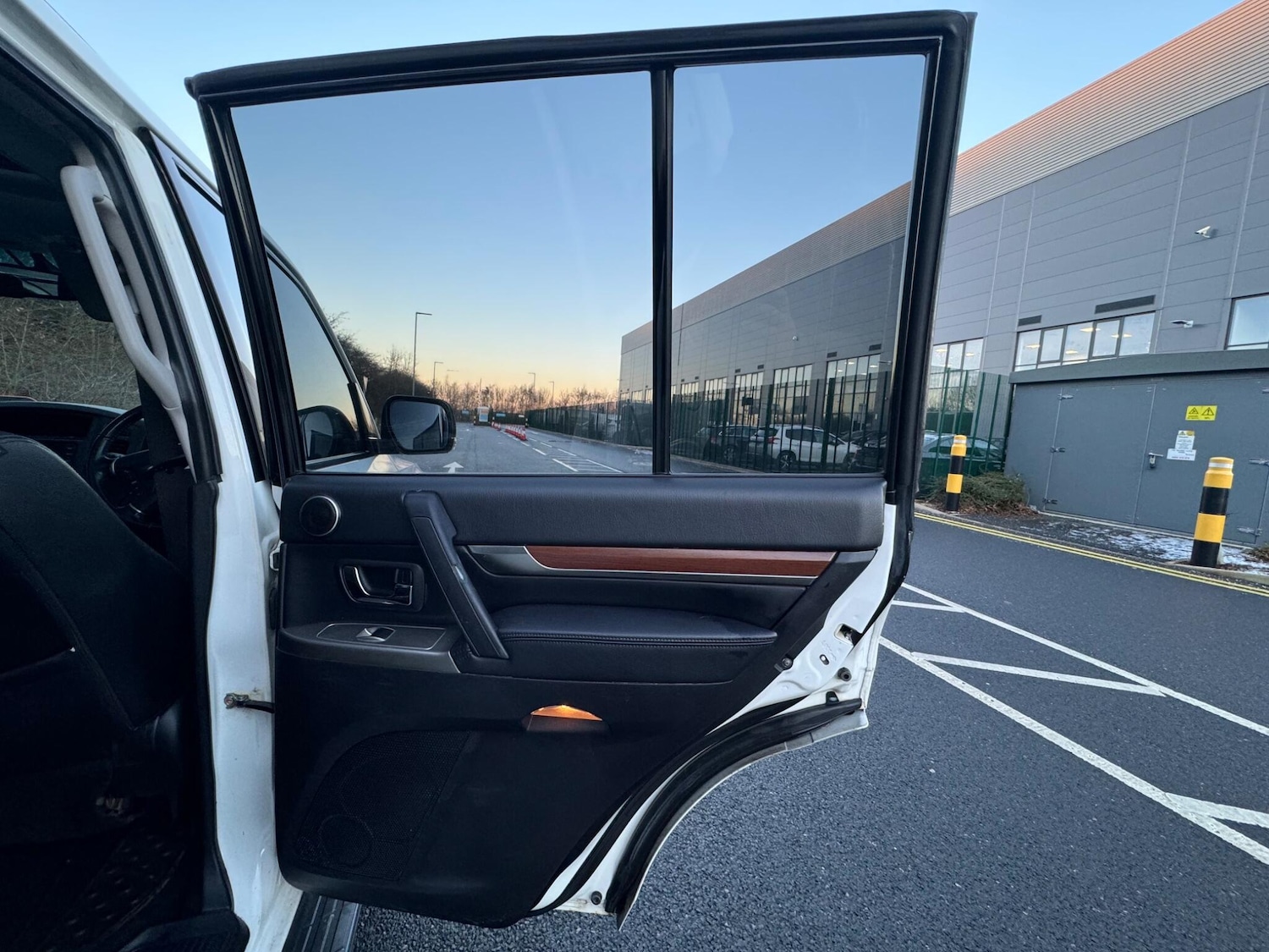 Used Mitsubishi Shogun for sale - 77102014: Photo 25