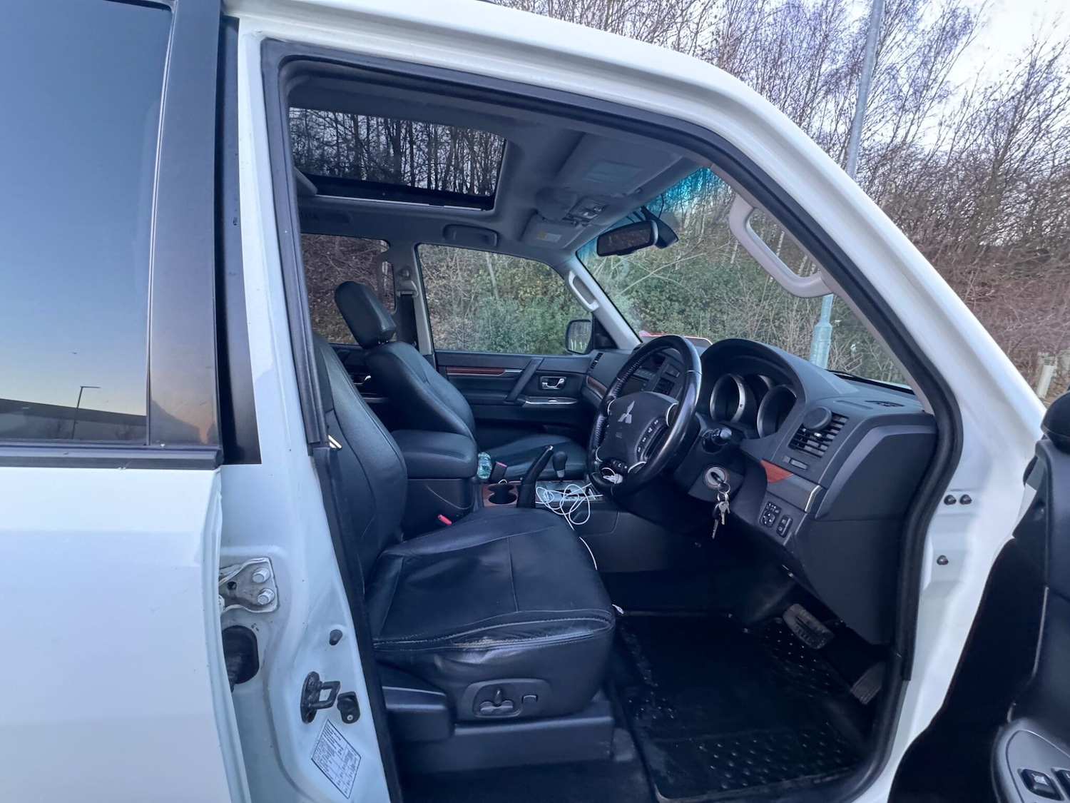 Used Mitsubishi Shogun for sale - 77102014: Photo 34