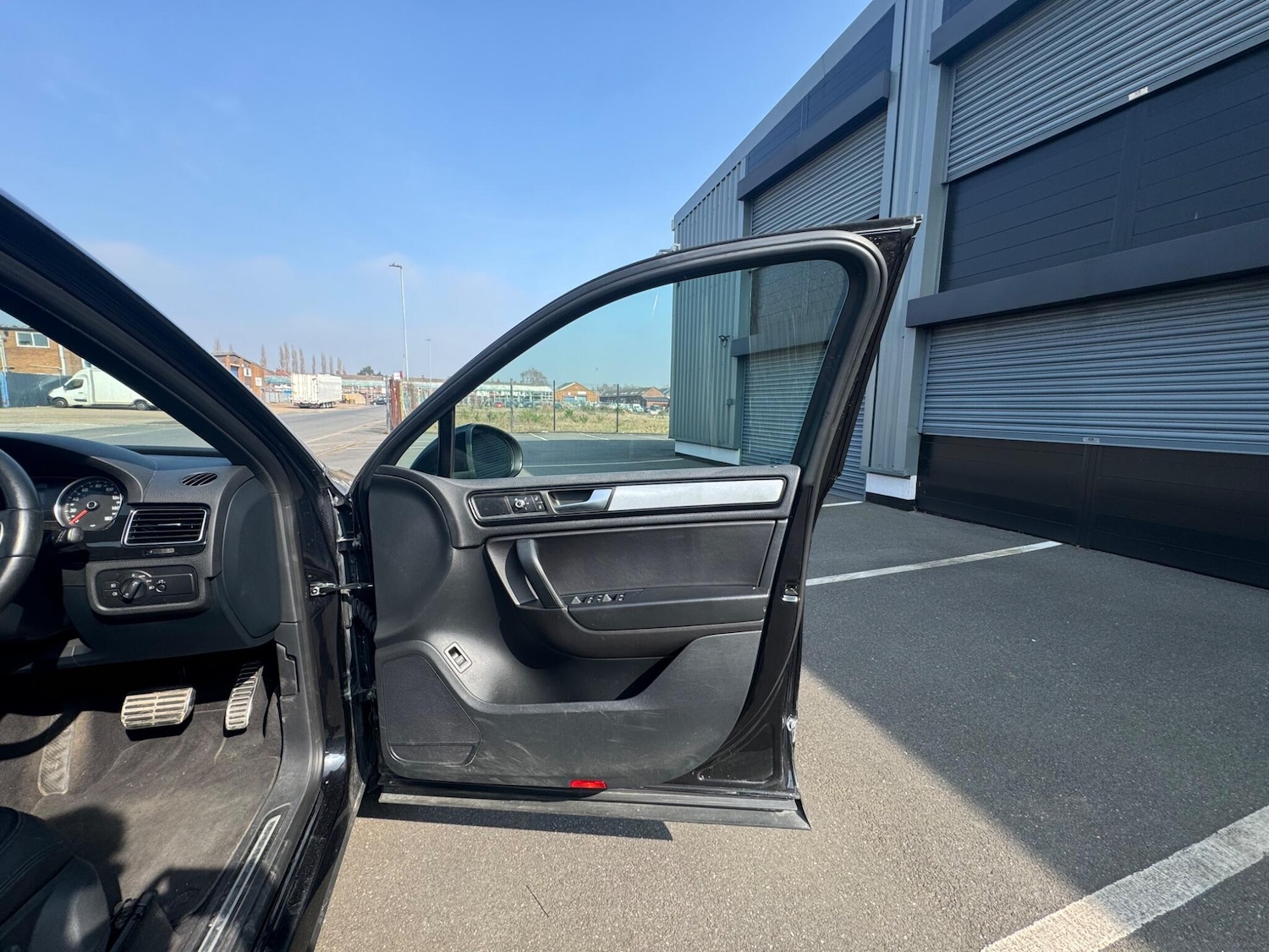 Used Volkswagen Touareg 2013 for sale - 77978083: Photo 24