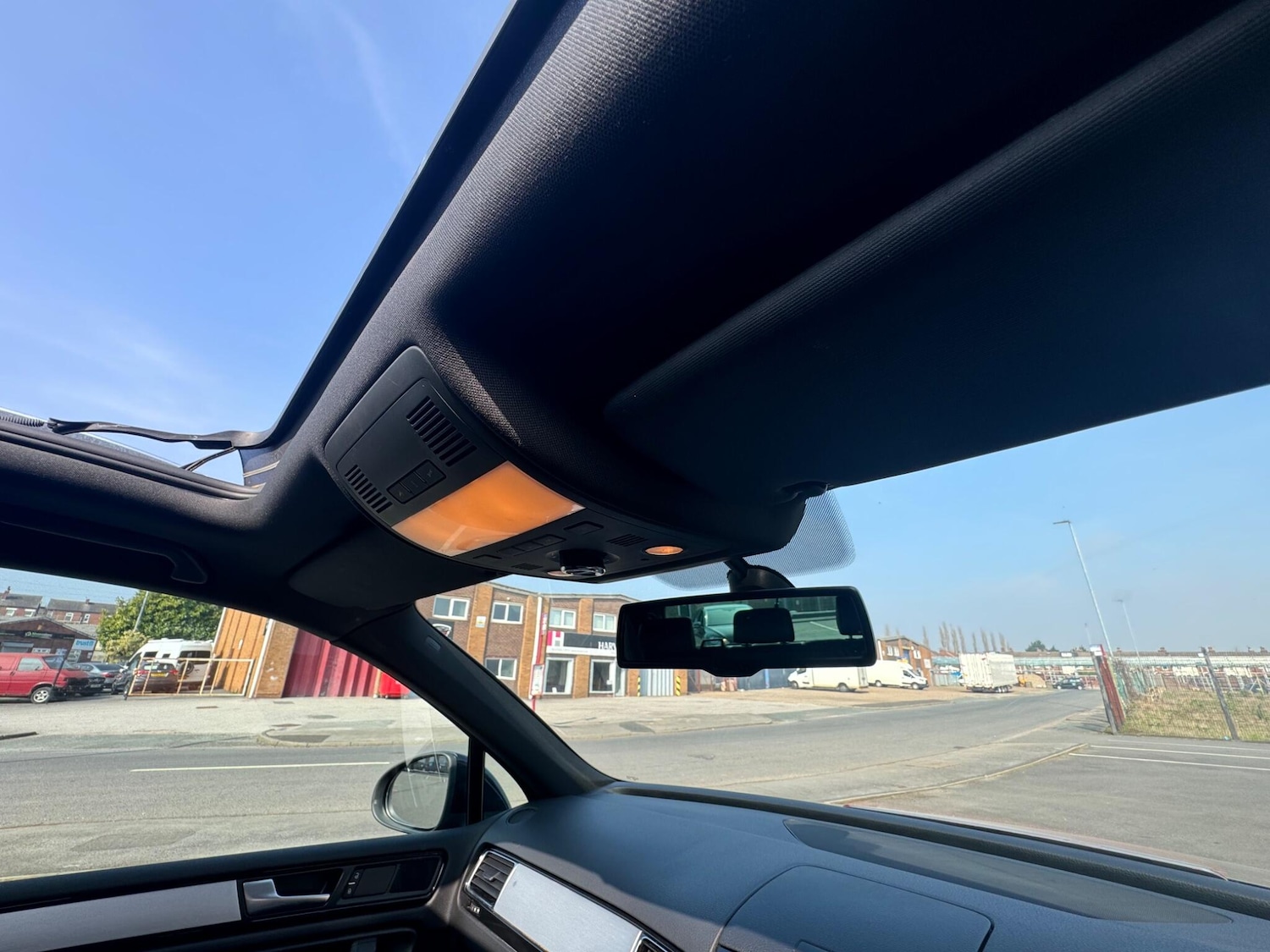 Used Volkswagen Touareg 2013 for sale - 77978083: Photo 34