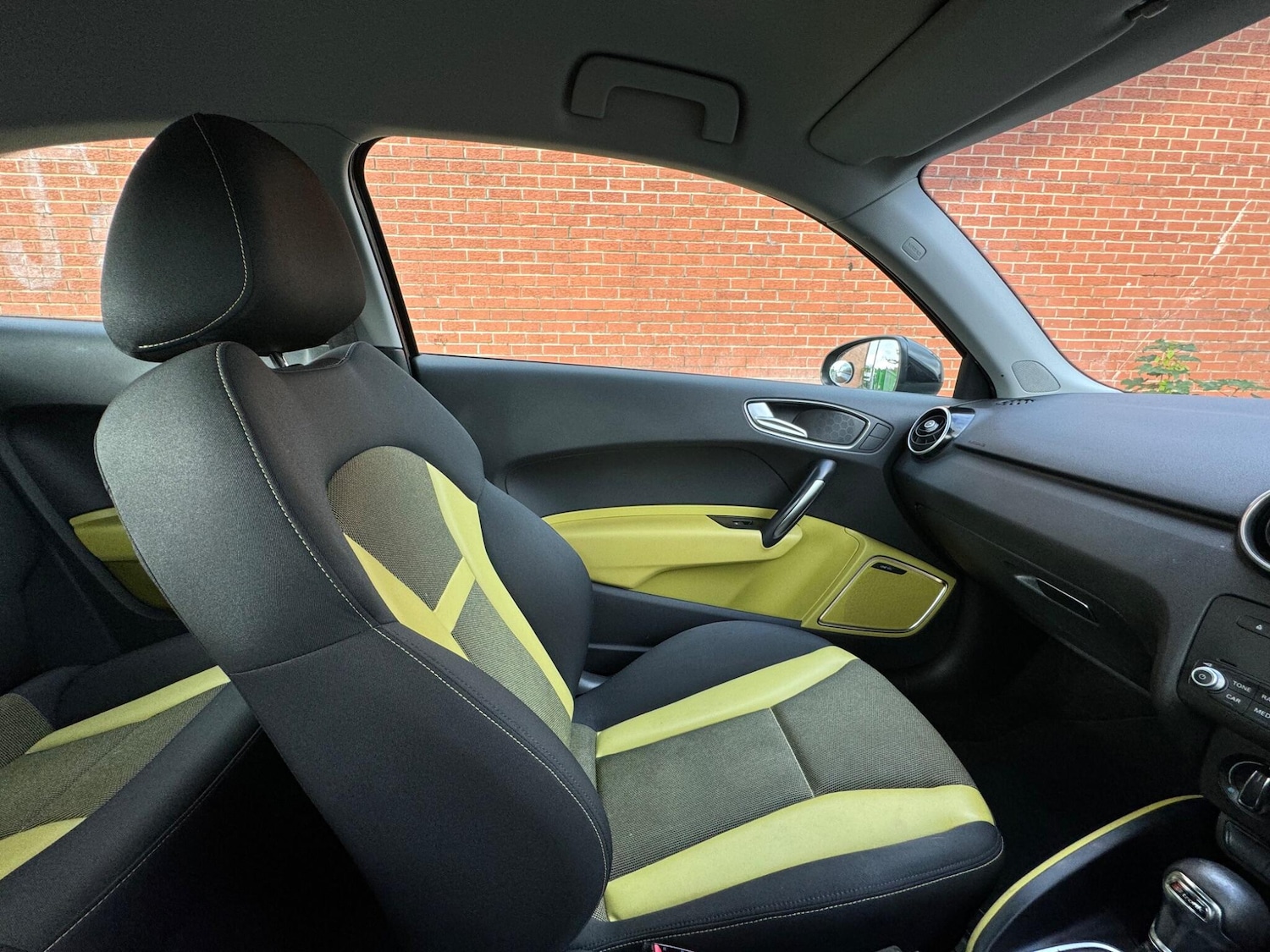 Used Audi A1 2014 for sale - 76645643: Photo 14