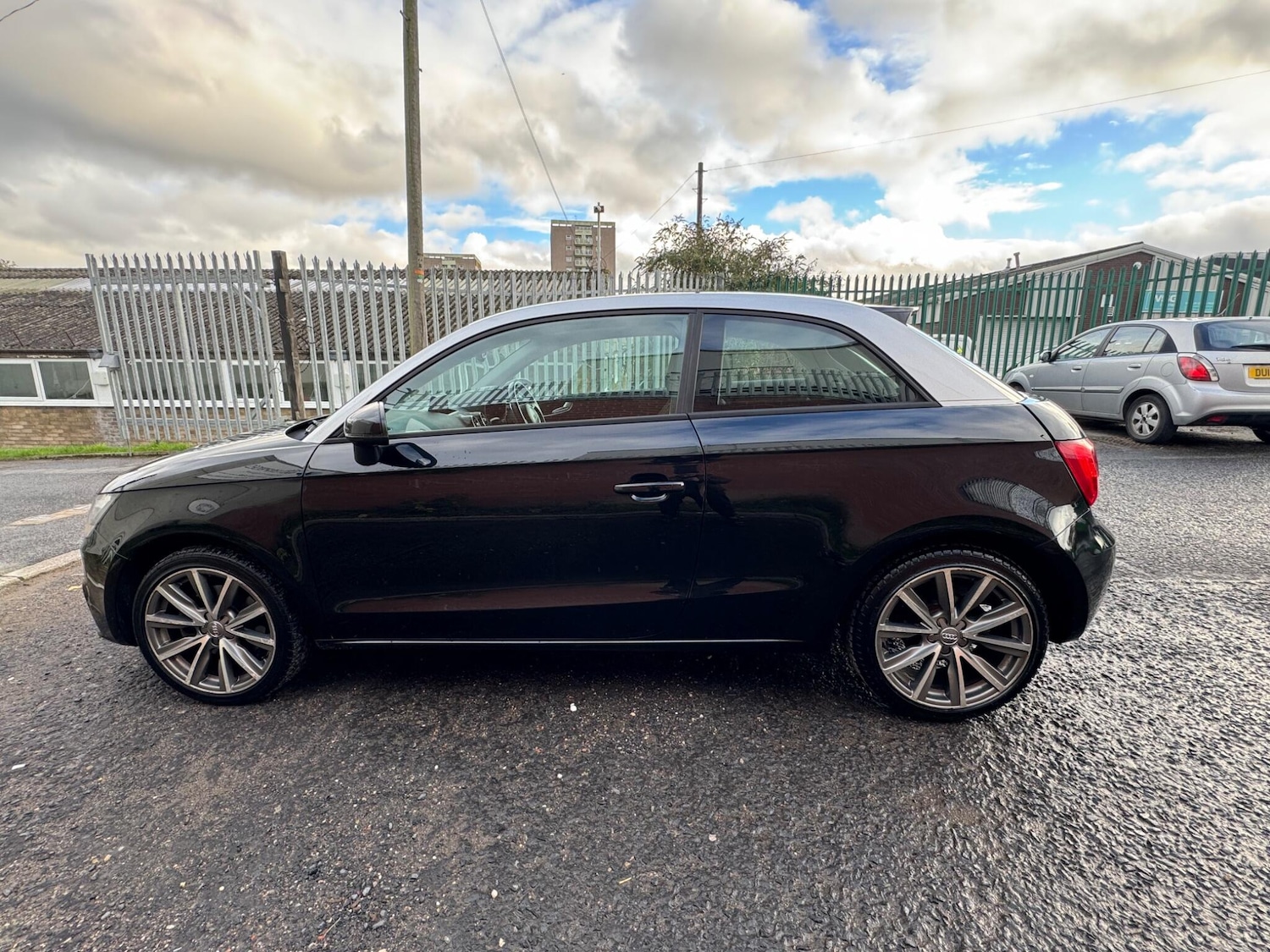 Used Audi A1 2014 for sale - 76645643: Photo 16