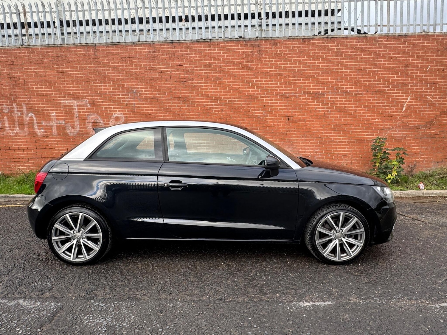 Used Audi A1 2014 for sale - 76645643: Photo 29