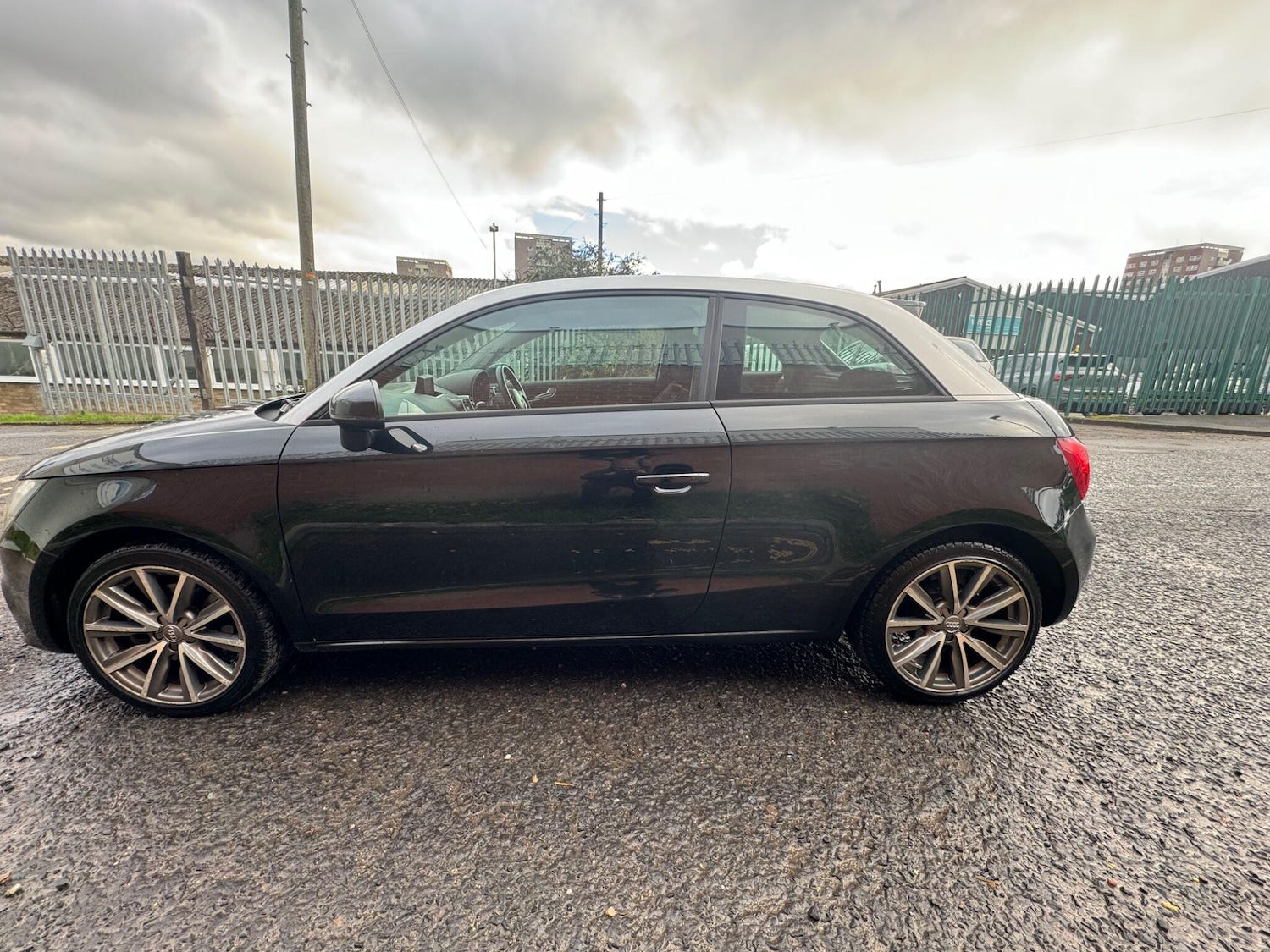 Used Audi A1 2014 for sale - 76645643: Photo 42