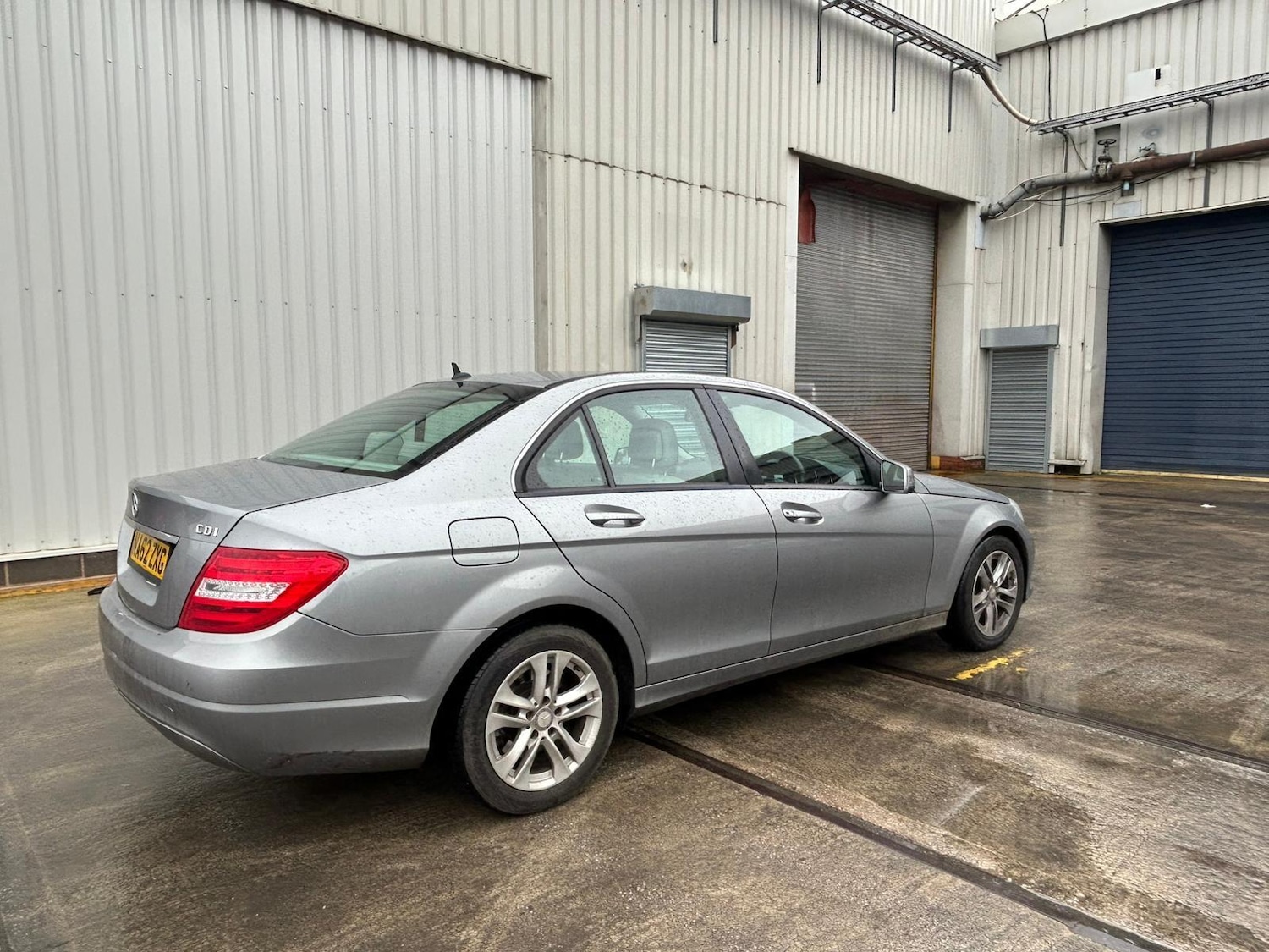 Used Mercedes-Benz C Class 2012 for sale - 76849875: Photo 11