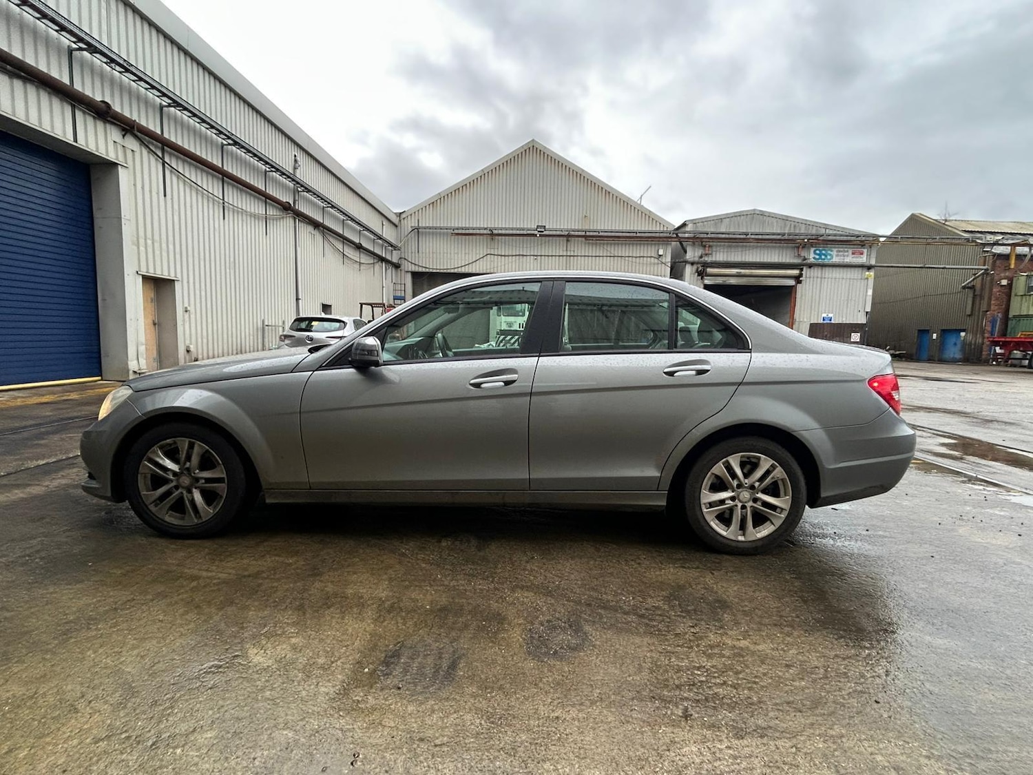 Used Mercedes-Benz C Class 2012 for sale - 76849875: Photo 23