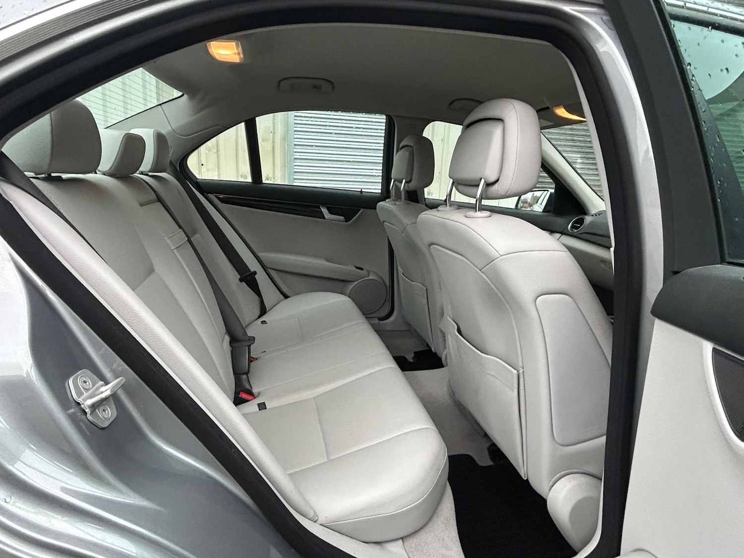 Used Mercedes-Benz C Class 2012 for sale - 76849875: Photo 9