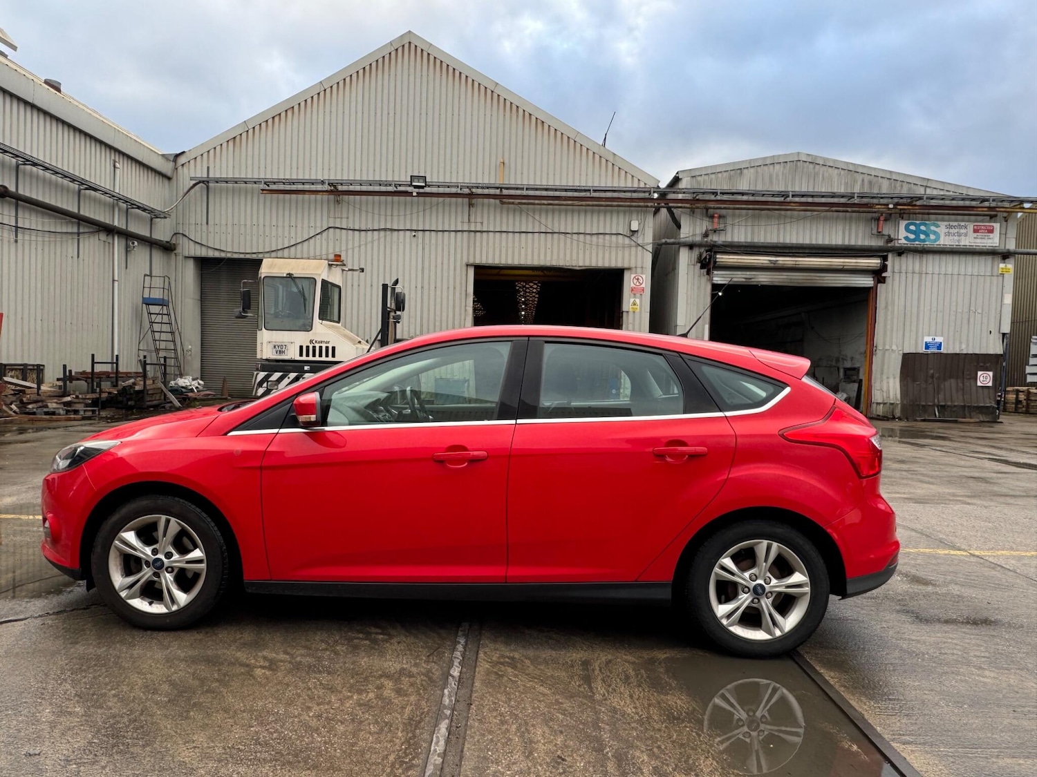 Used Ford Focus 2012 for sale - 77191272: Photo 10