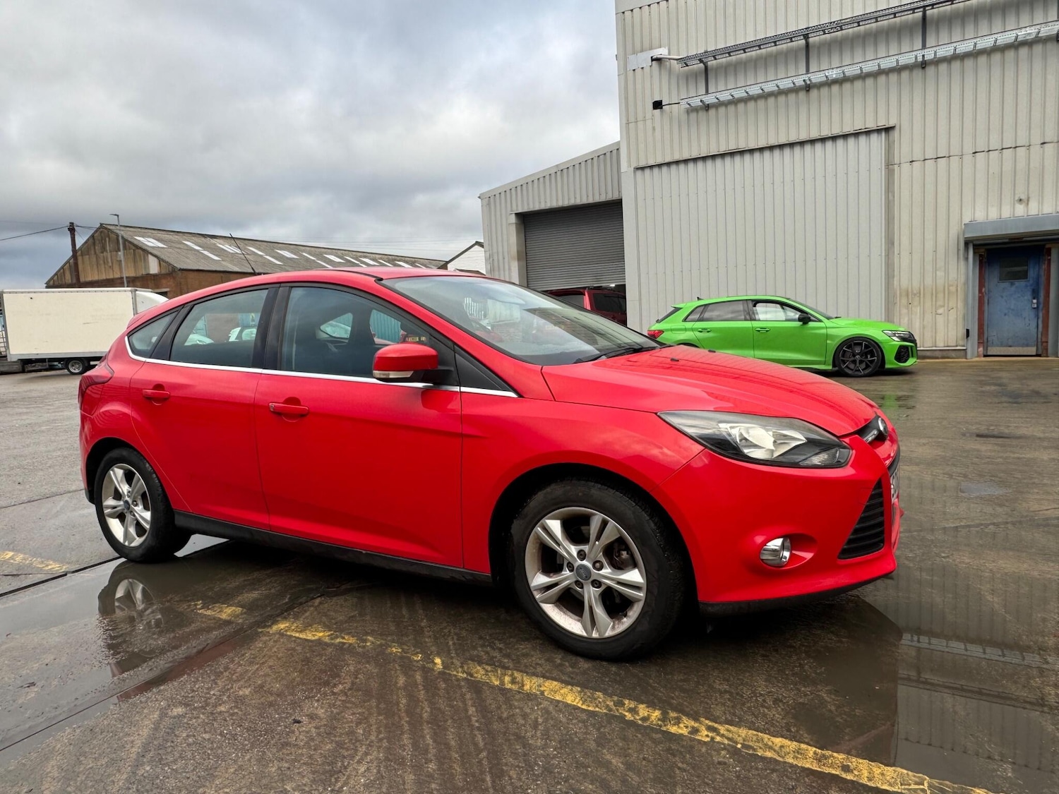 Used Ford Focus 2012 for sale - 77191272: Photo 2
