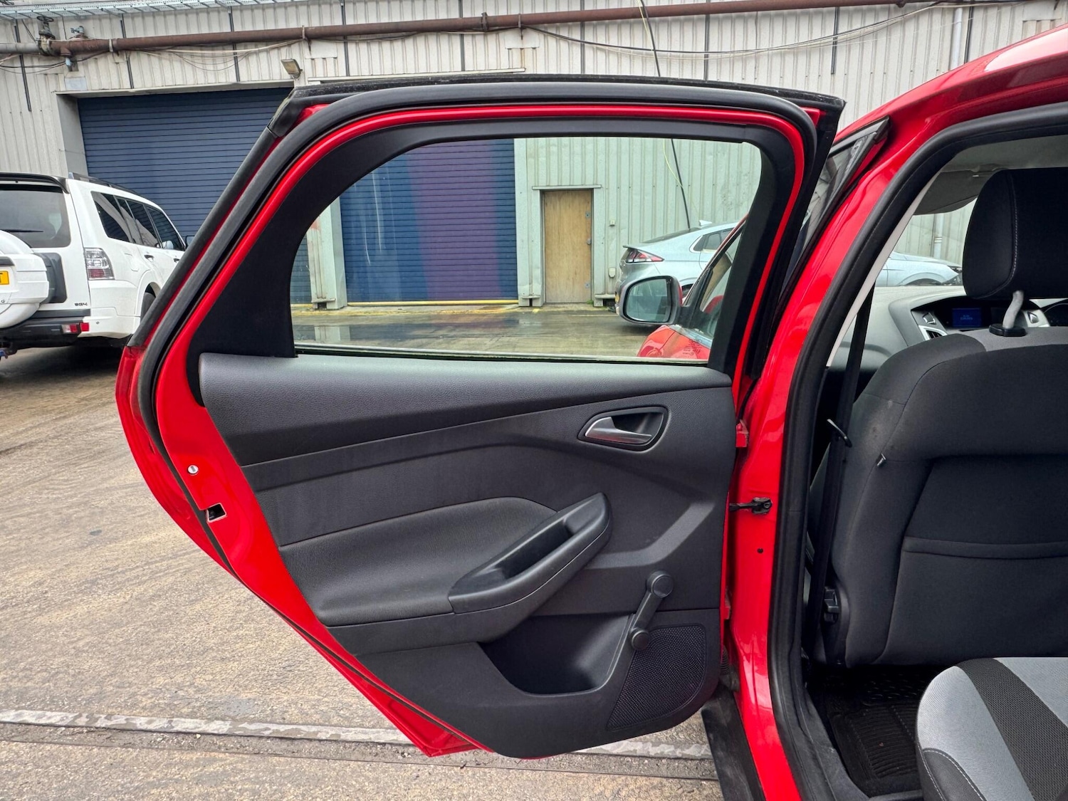 Used Ford Focus 2012 for sale - 77191272: Photo 27